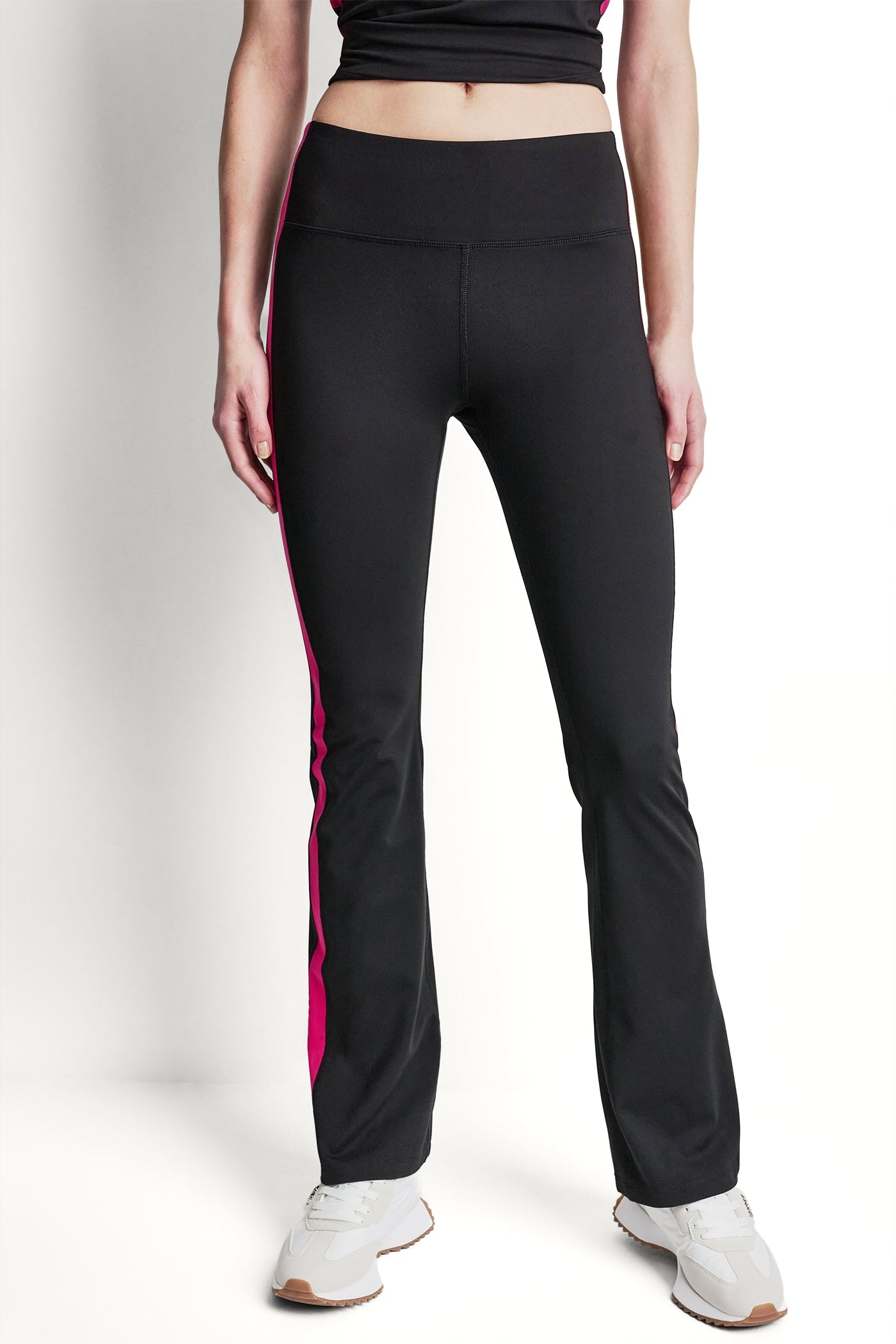 BALANCE COMPRESSION SIDE STRIPE FLARE LEGGING