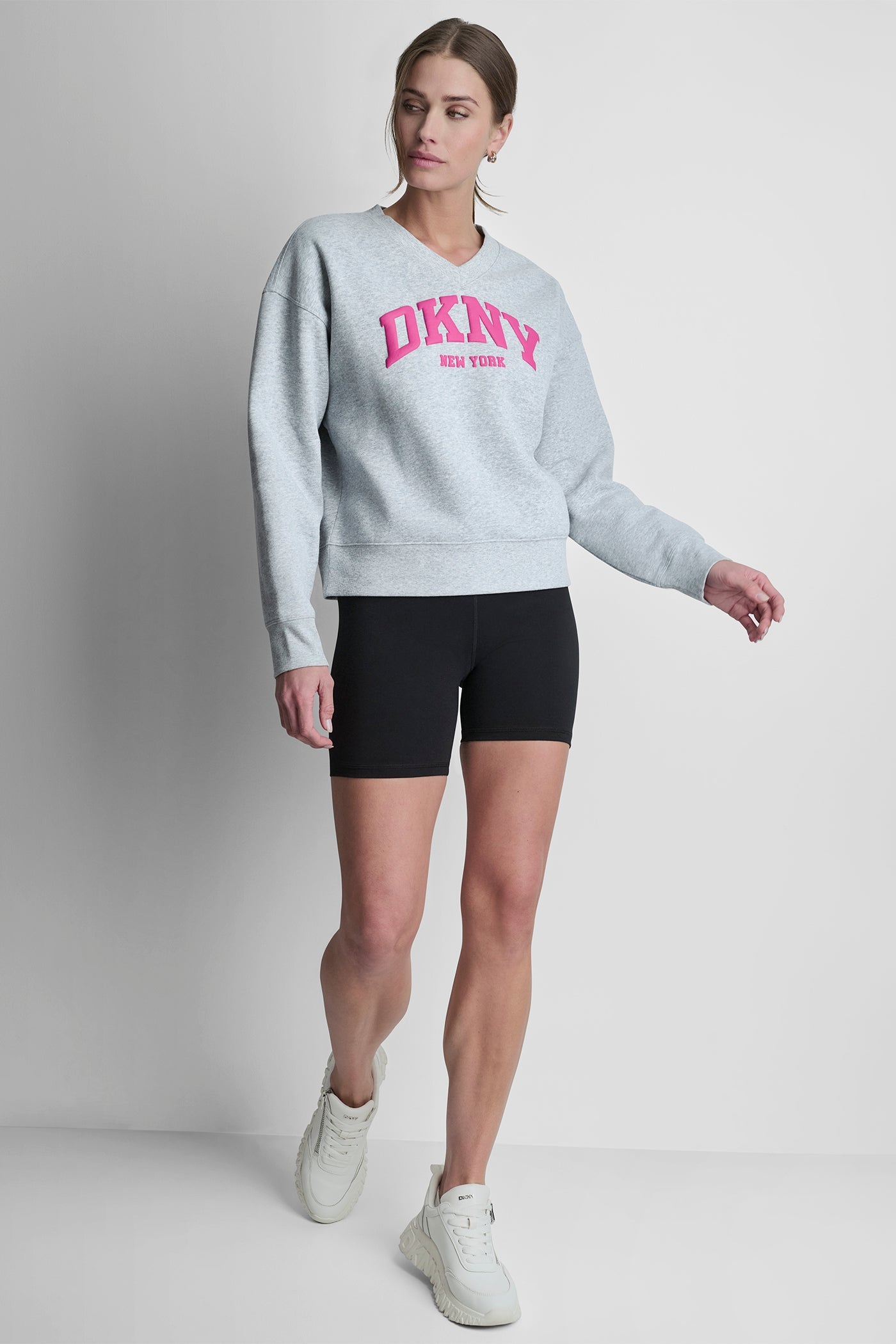 PUFF VARSITY LOGO V-NECK PULLOVER