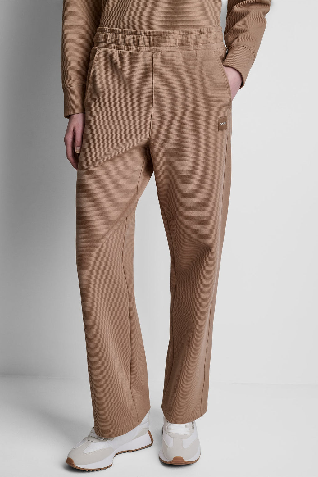 HIGH-RISE RIB TRACK PANTS