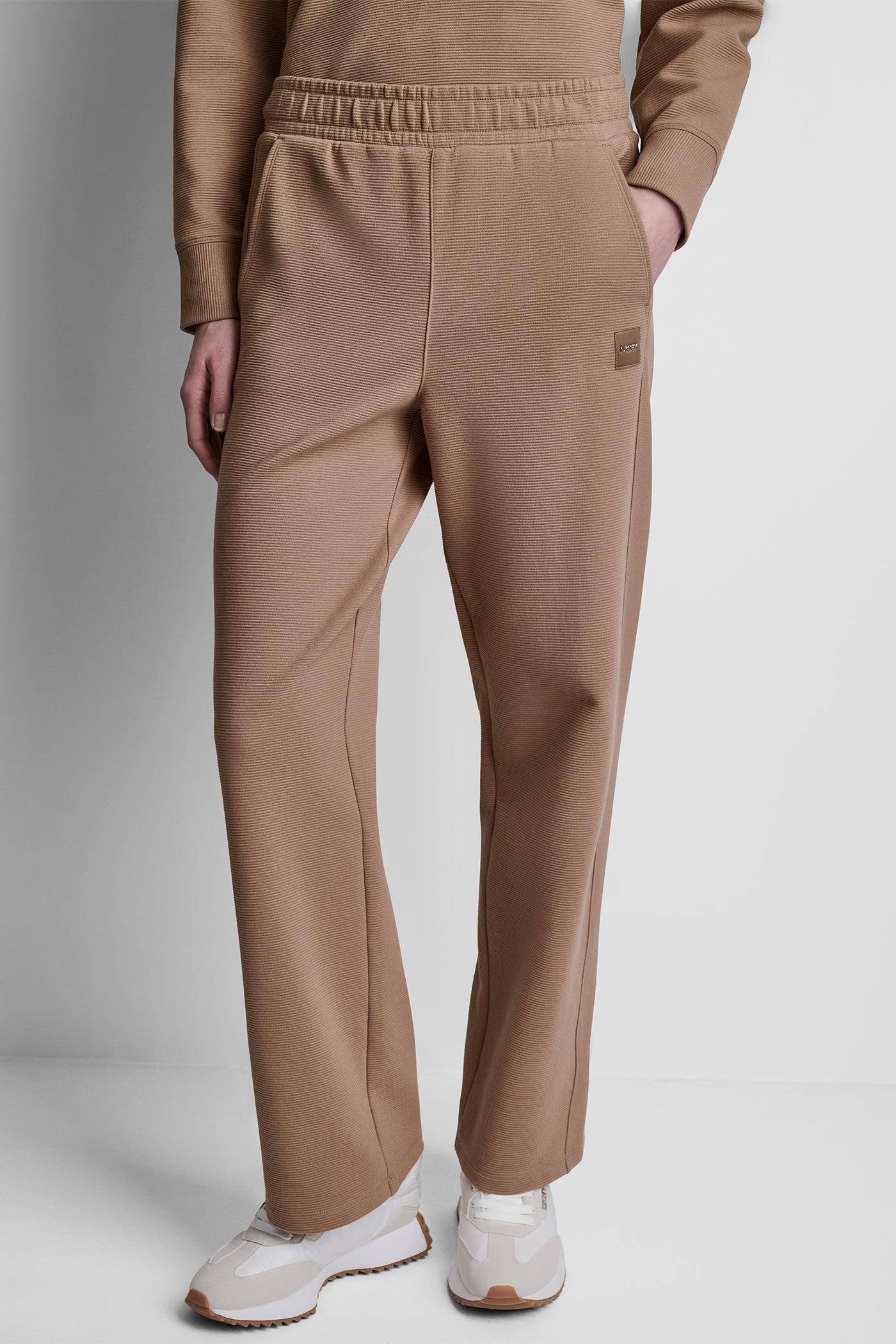 HIGH-RISE RIB TRACK PANTS