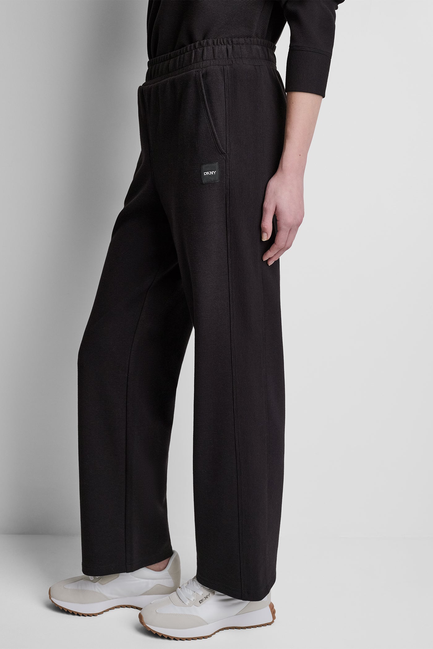 HIGH-RISE RIB TRACK PANTS