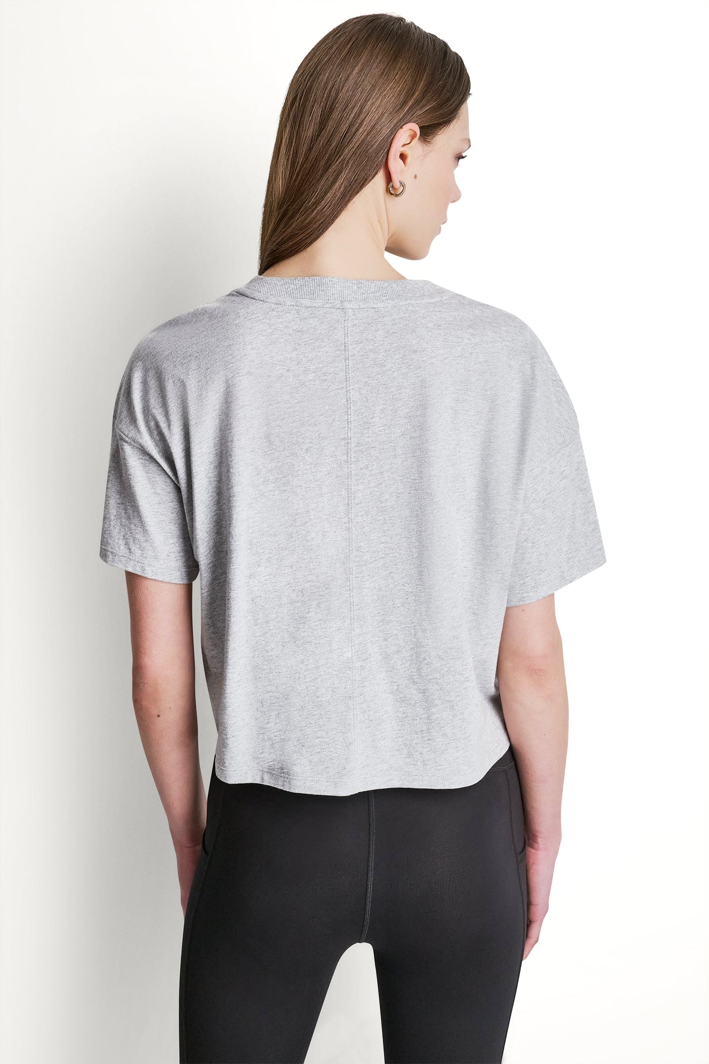 STACKED OMBRE RHINESTONE LOGO TEE