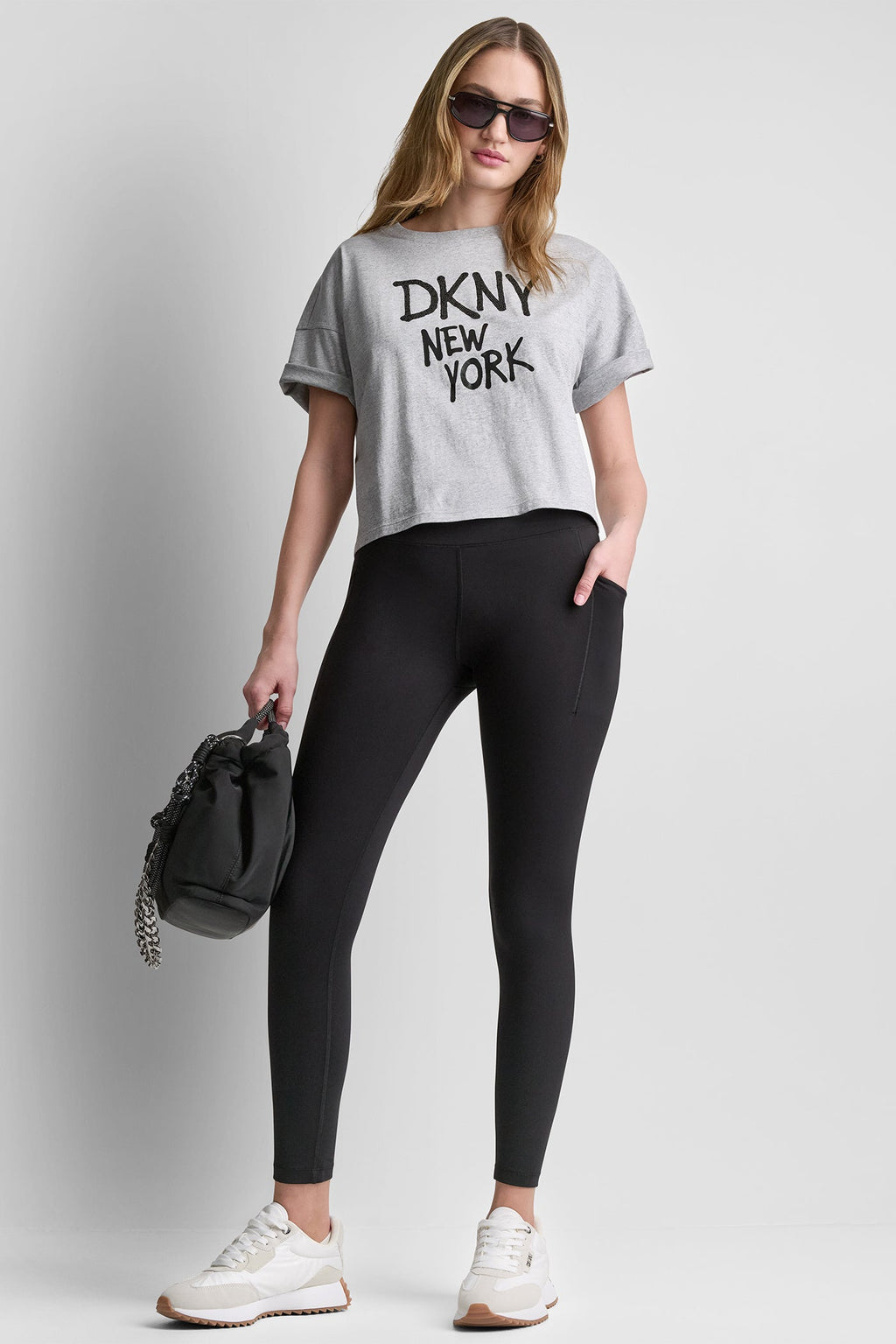 RHINESTONE GRAFFITI LOGO TEE