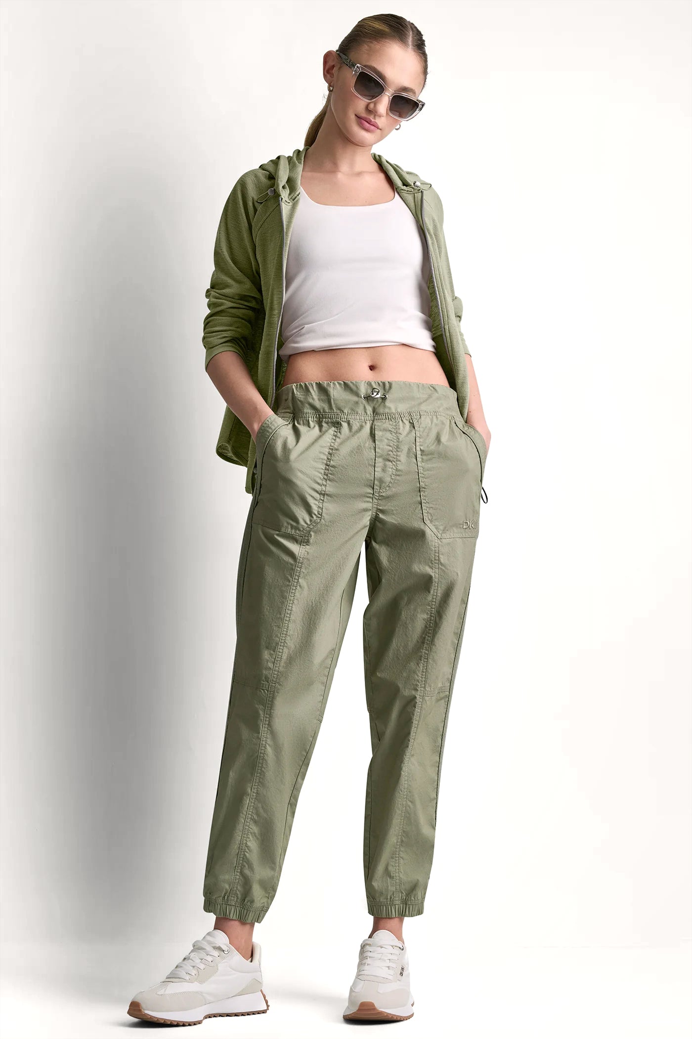 HIGH-RISE SLIM UTILITY JOGGER