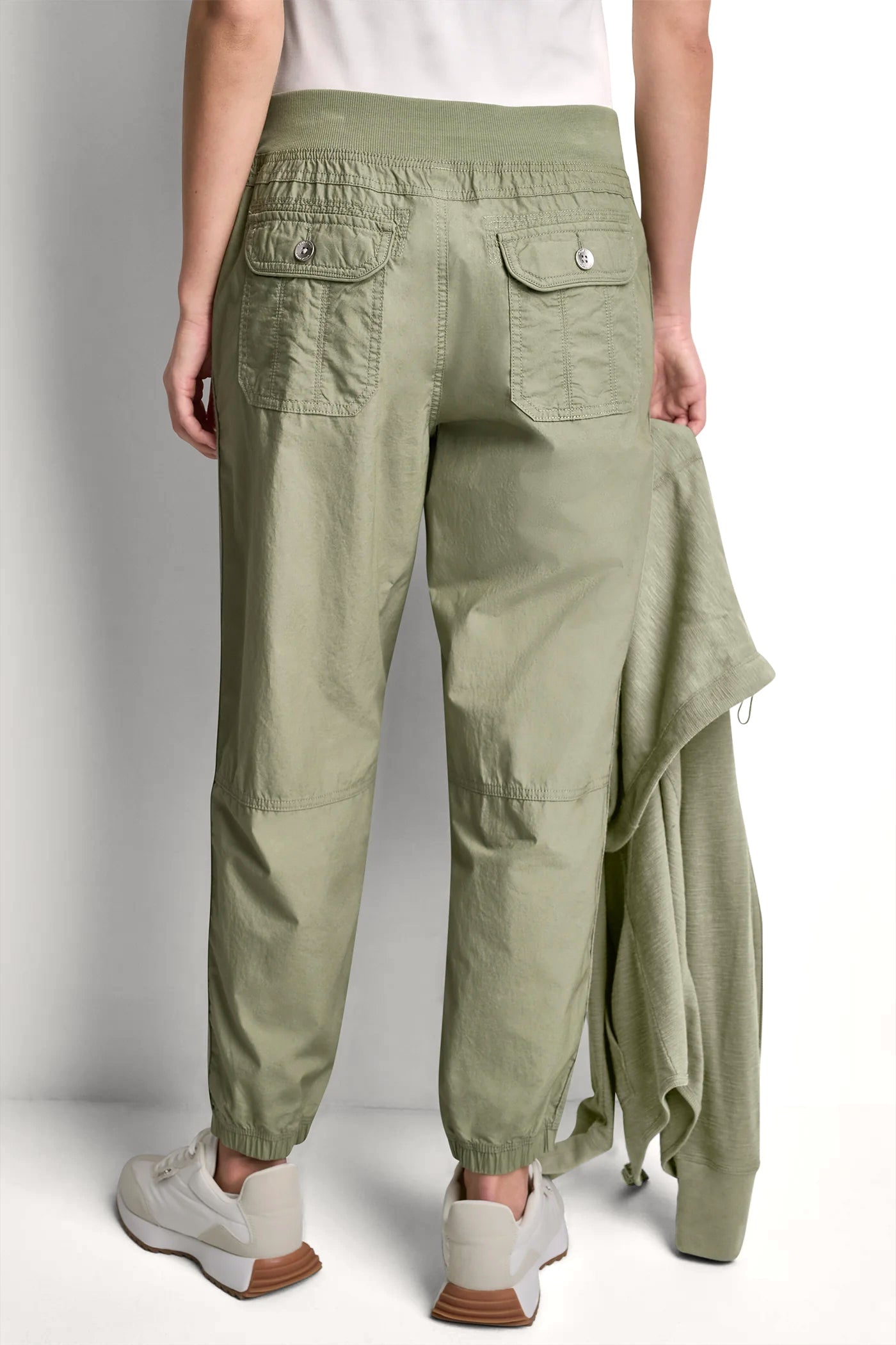 HIGH-RISE SLIM UTILITY JOGGER