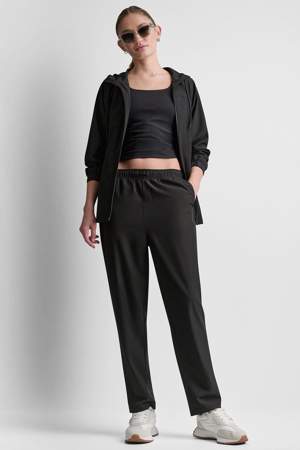 HIGH-RISE TAPERED STRAIGHT LEG PANT