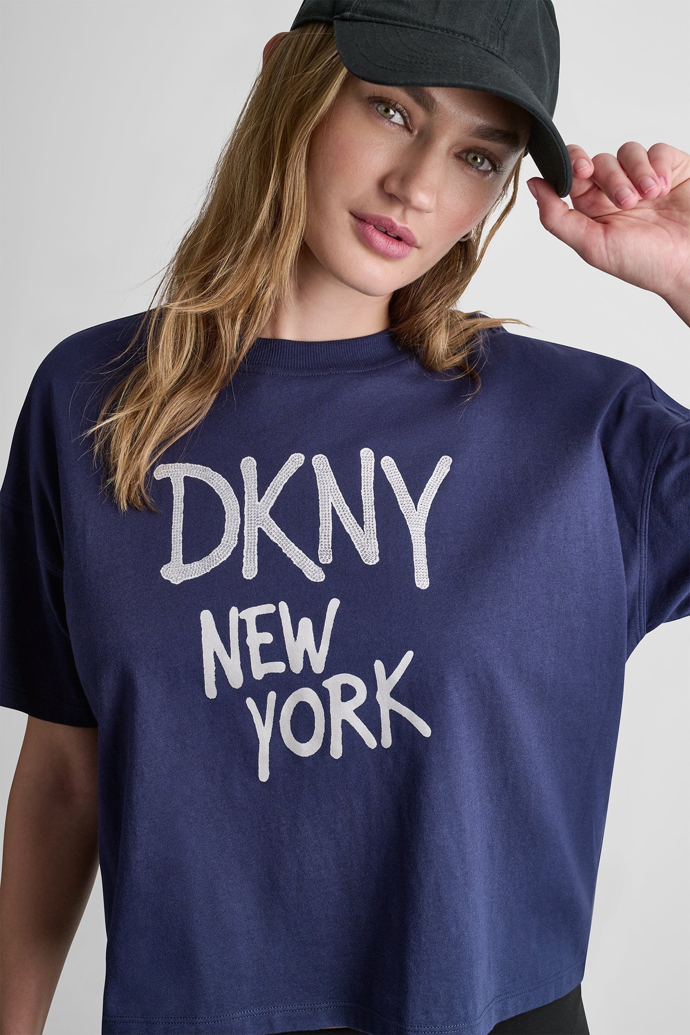 RHINESTONE GRAFFITI LOGO TEE