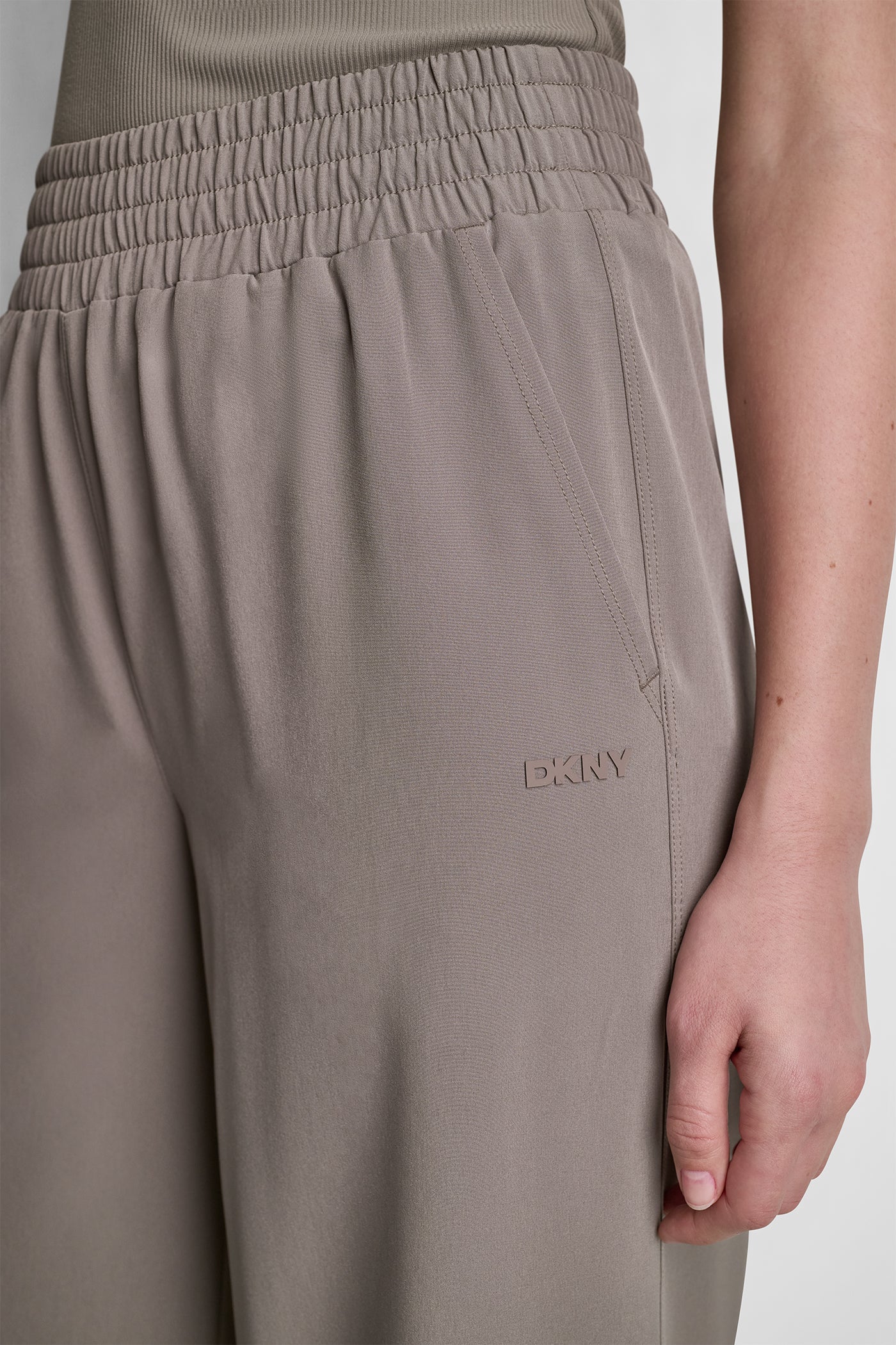 HUDSON STRETCH HIGH-RISE WIDE LEG PANT