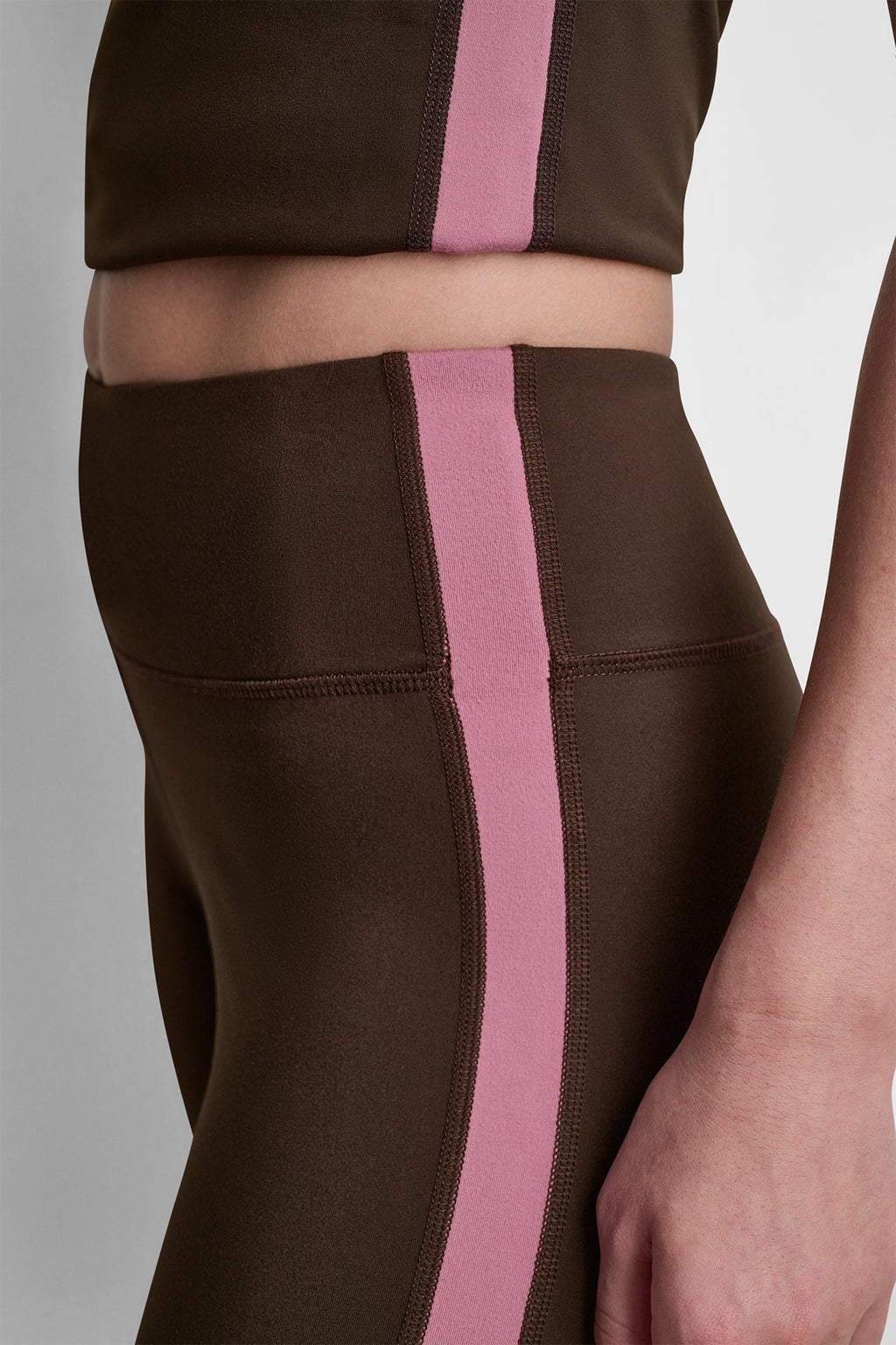 BALANCE COMPRESSION SIDE STRIPE FLARE LEGGING