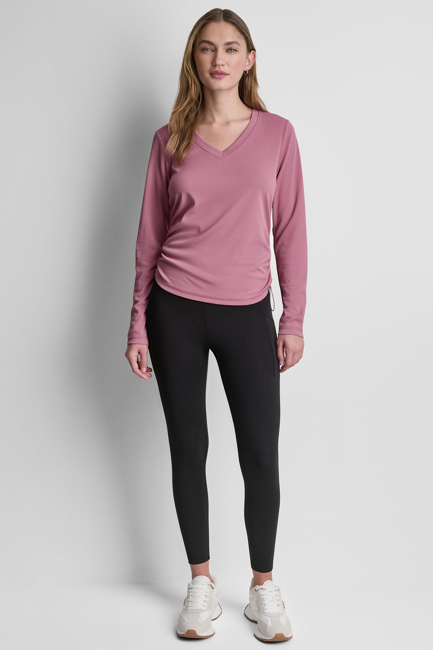 LONG SLEEVE V-NECK TECH TEE
