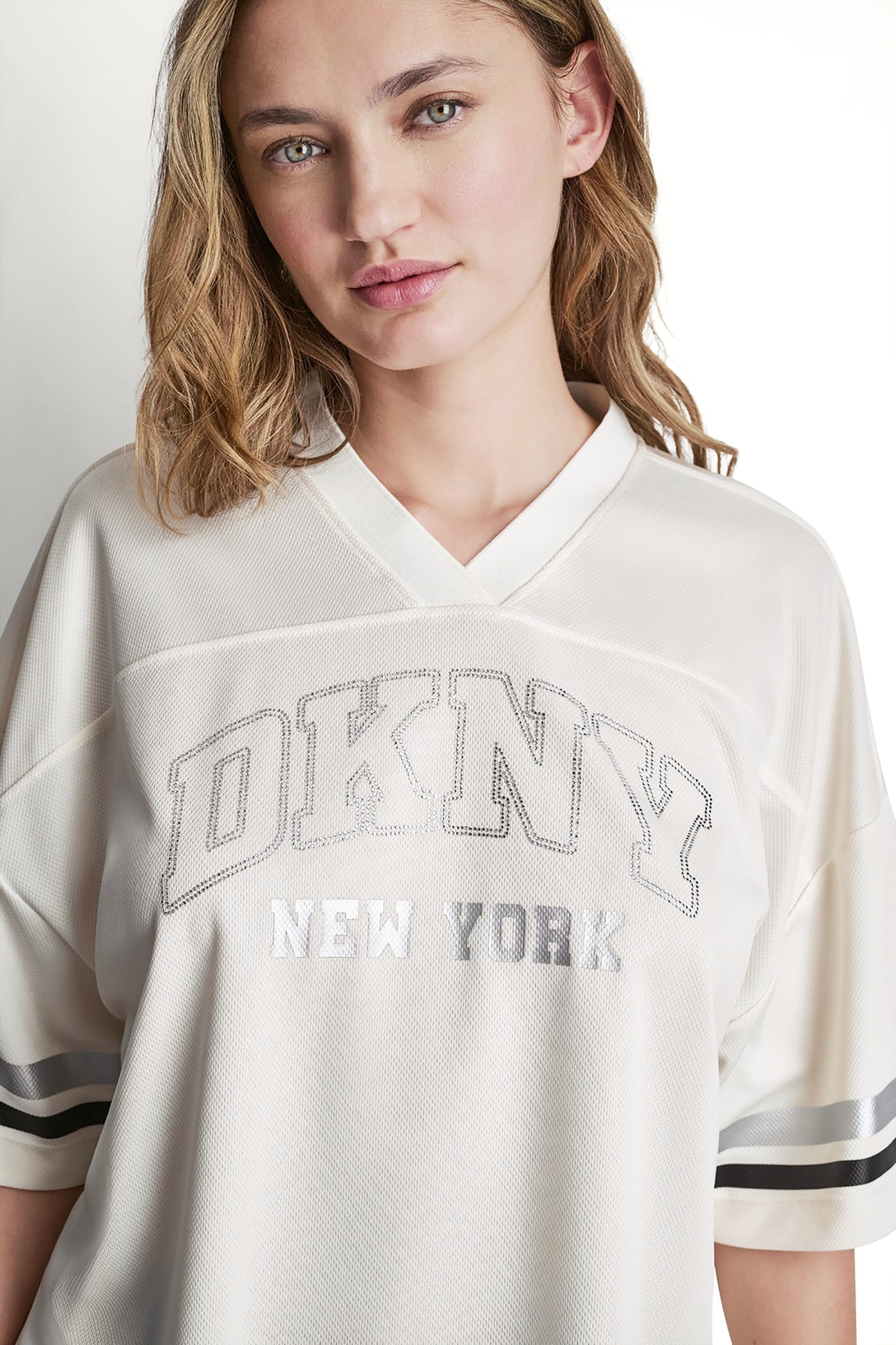 RHINESTONE VARSITY LOGO V-NECK JERSEY