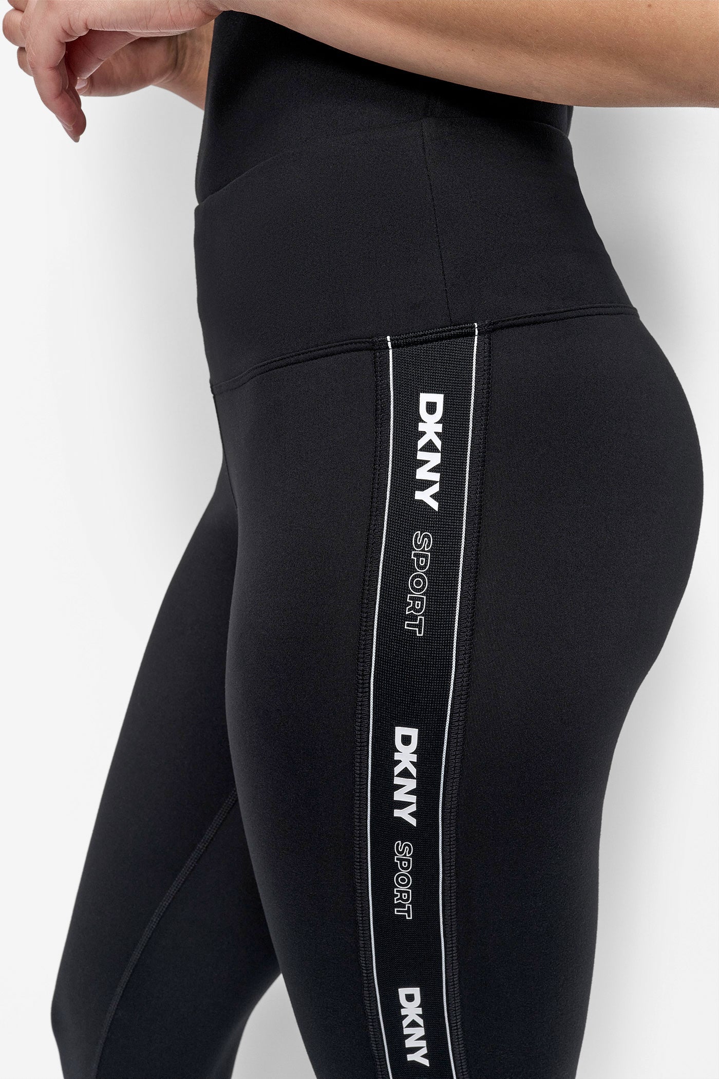 BALANCE COMPRESSION HIGH-WAIST 7/8 TIGHT WITH LOGO