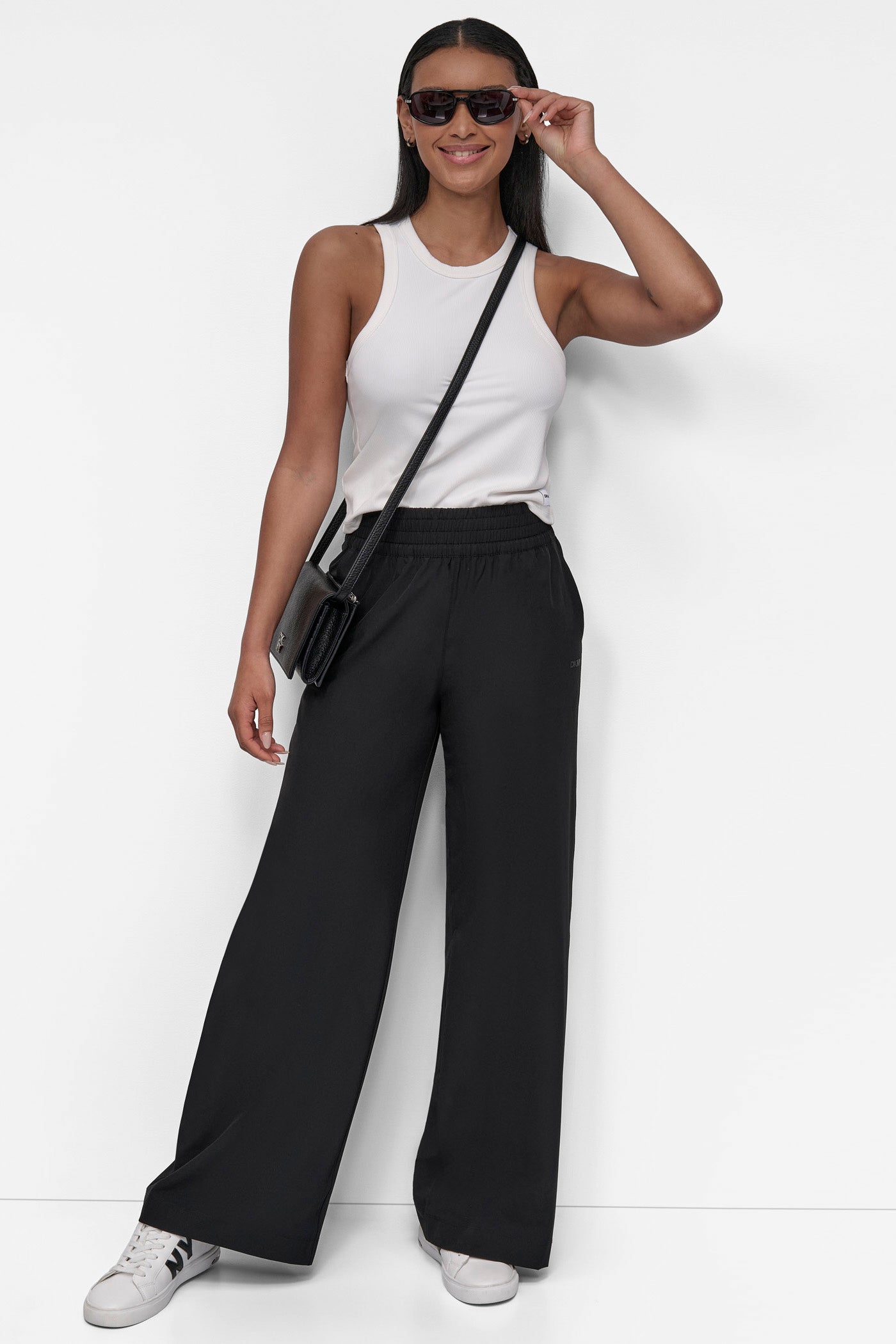 HIGH-RISE WIDE-LEG PANT