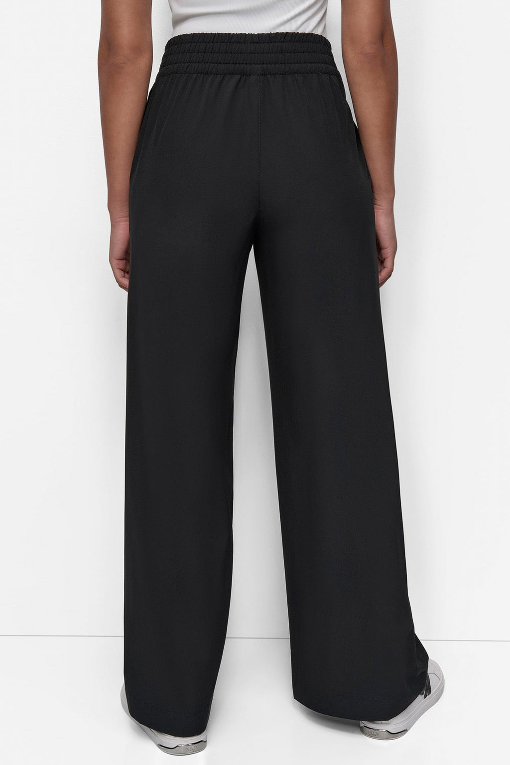 HIGH-RISE WIDE-LEG PANT