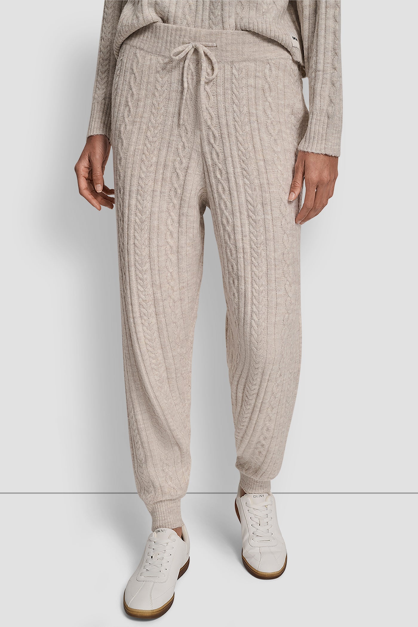 COZY CABLE SWEATER JOGGER