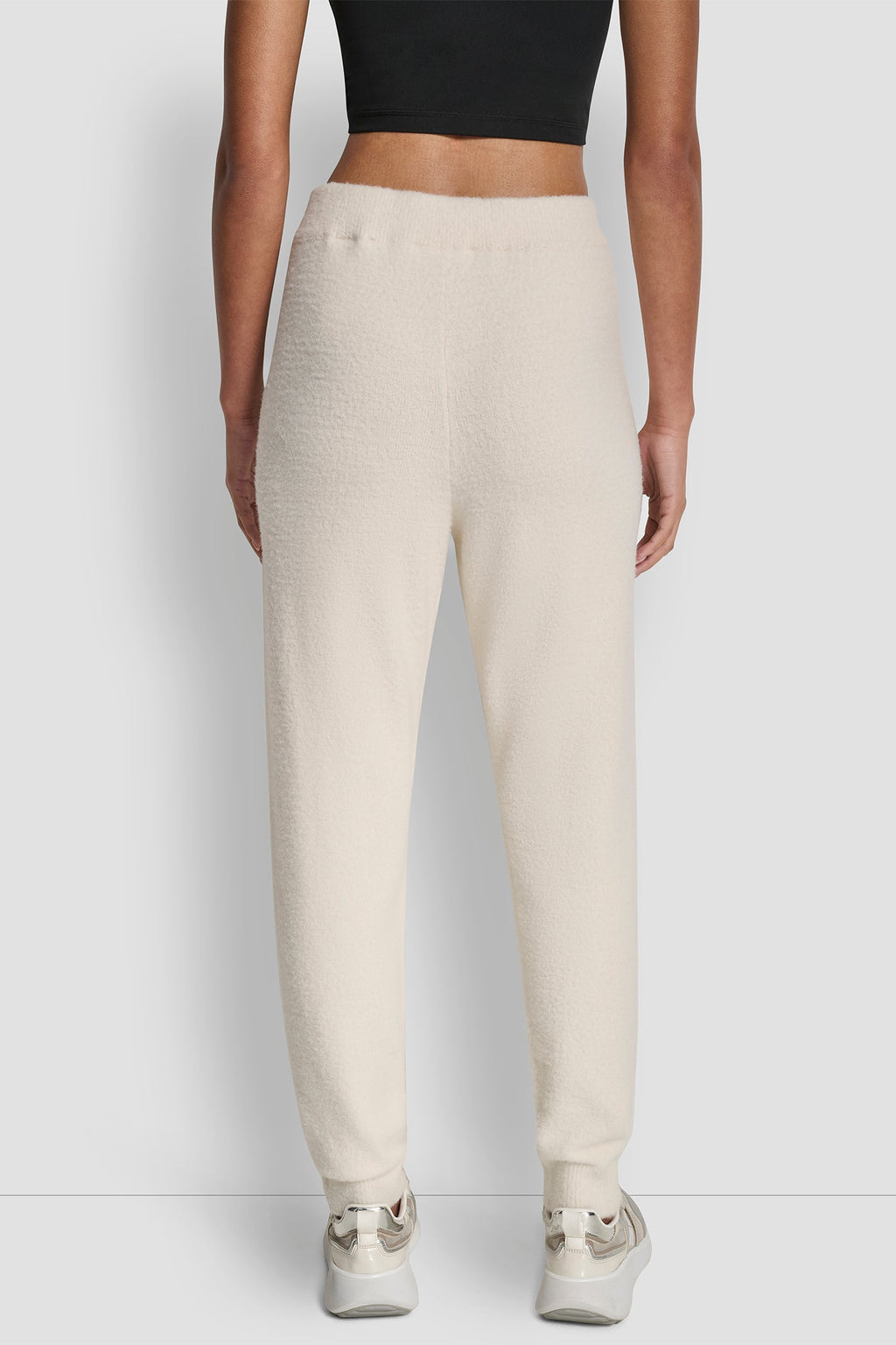 FEATHER YARN JOGGER WITH POCKETS AND TONAL LOGO