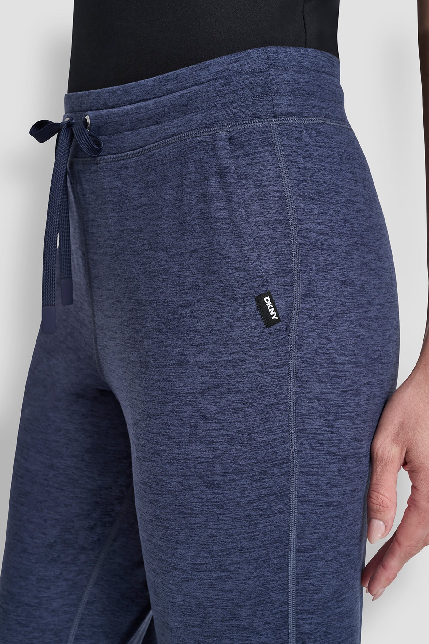CROPPED HIGH-RISE SLIM JOGGER