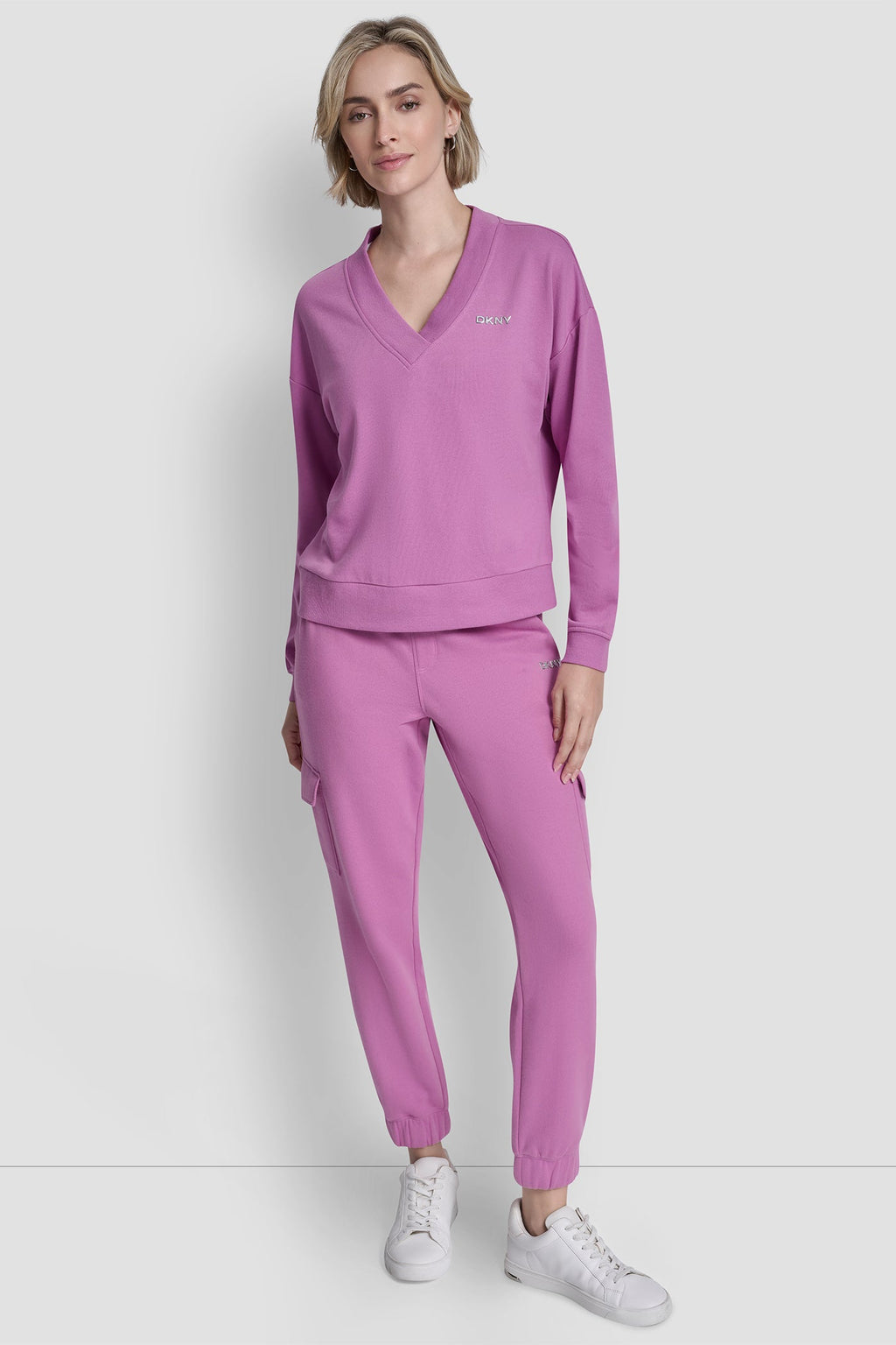 METALLIC BUBBLE LOGO V-NECK PULLOVER