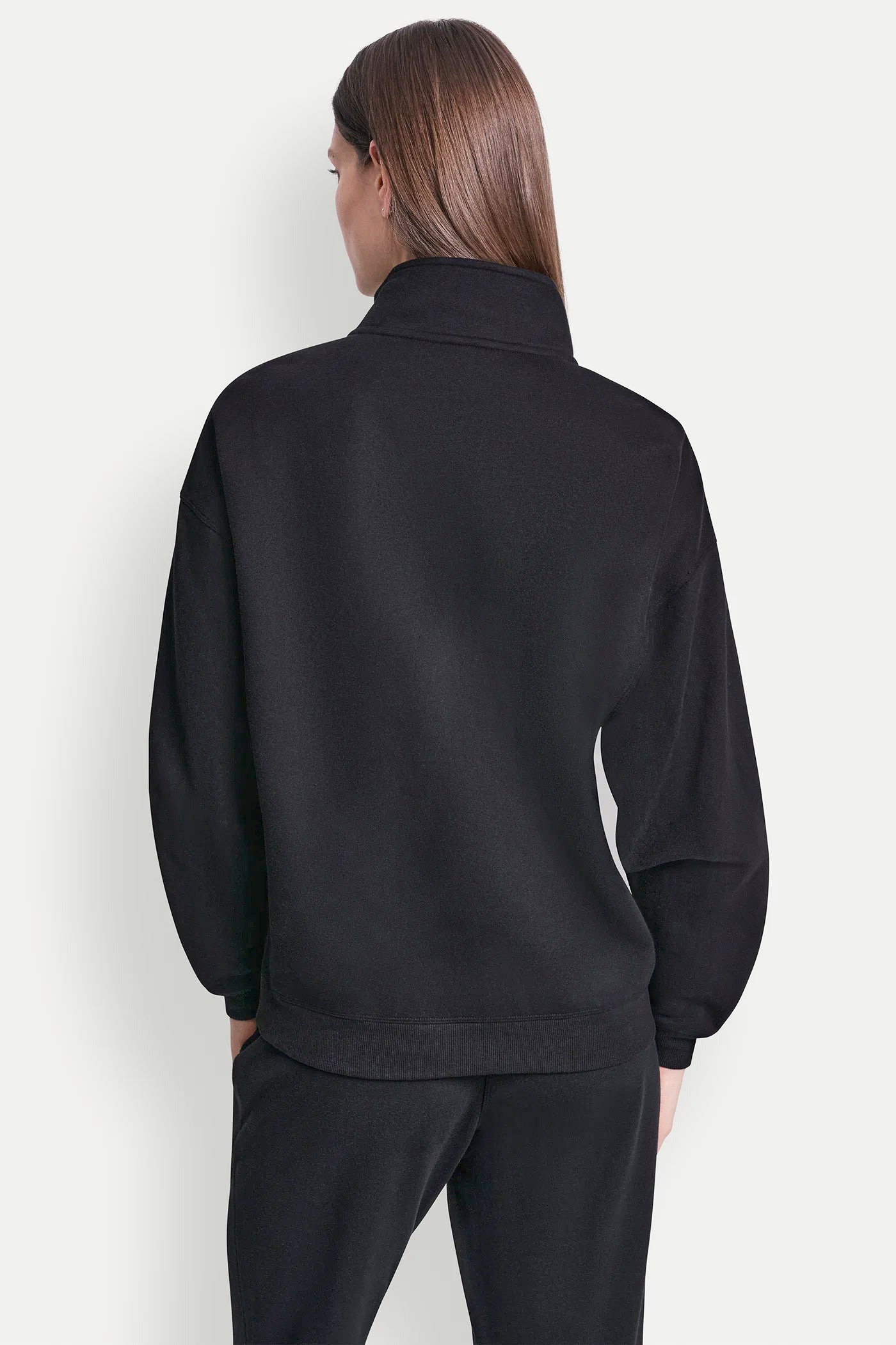 LOGO QUARTER-ZIP SWEATSHIRT