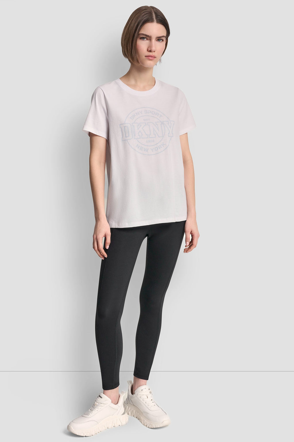 COLLEGIATE MEDALLION LOGO TEE