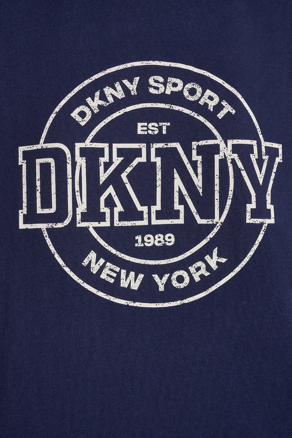 COLLEGIATE MEDALLION LOGO TEE
