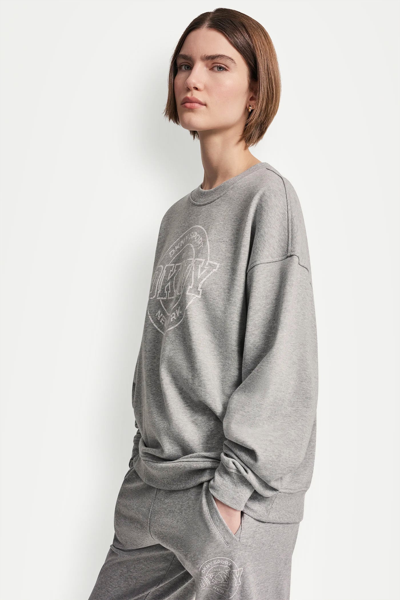 COLLEGIATE LOGO SWEATSHIRT