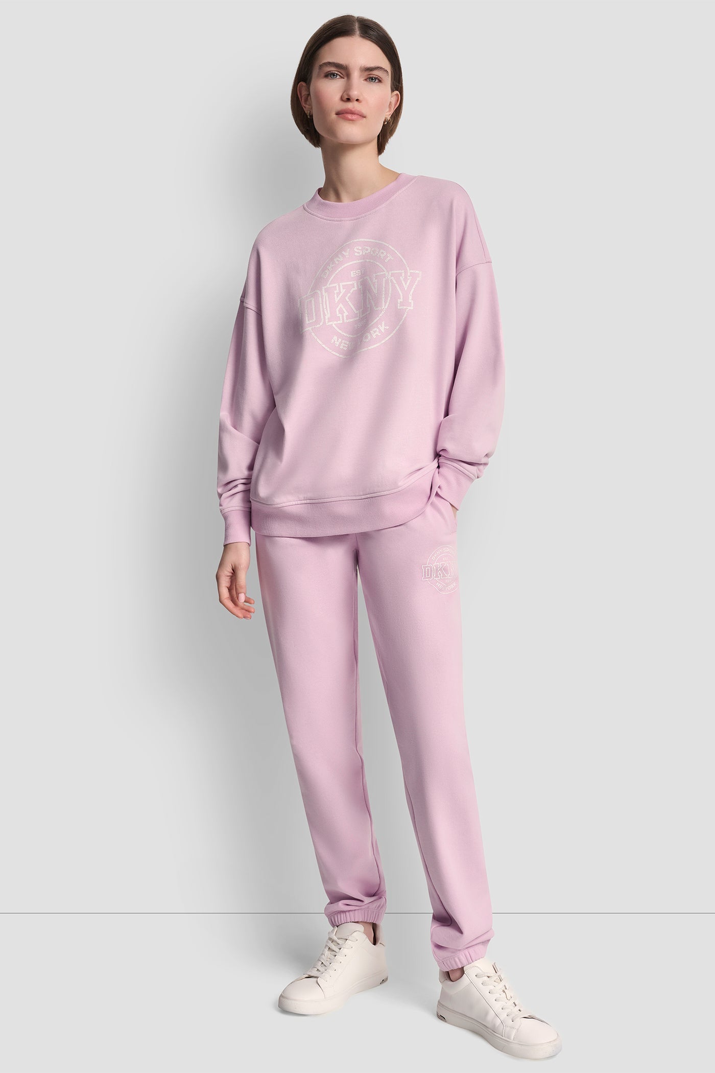 COLLEGIATE LOGO SWEATSHIRT