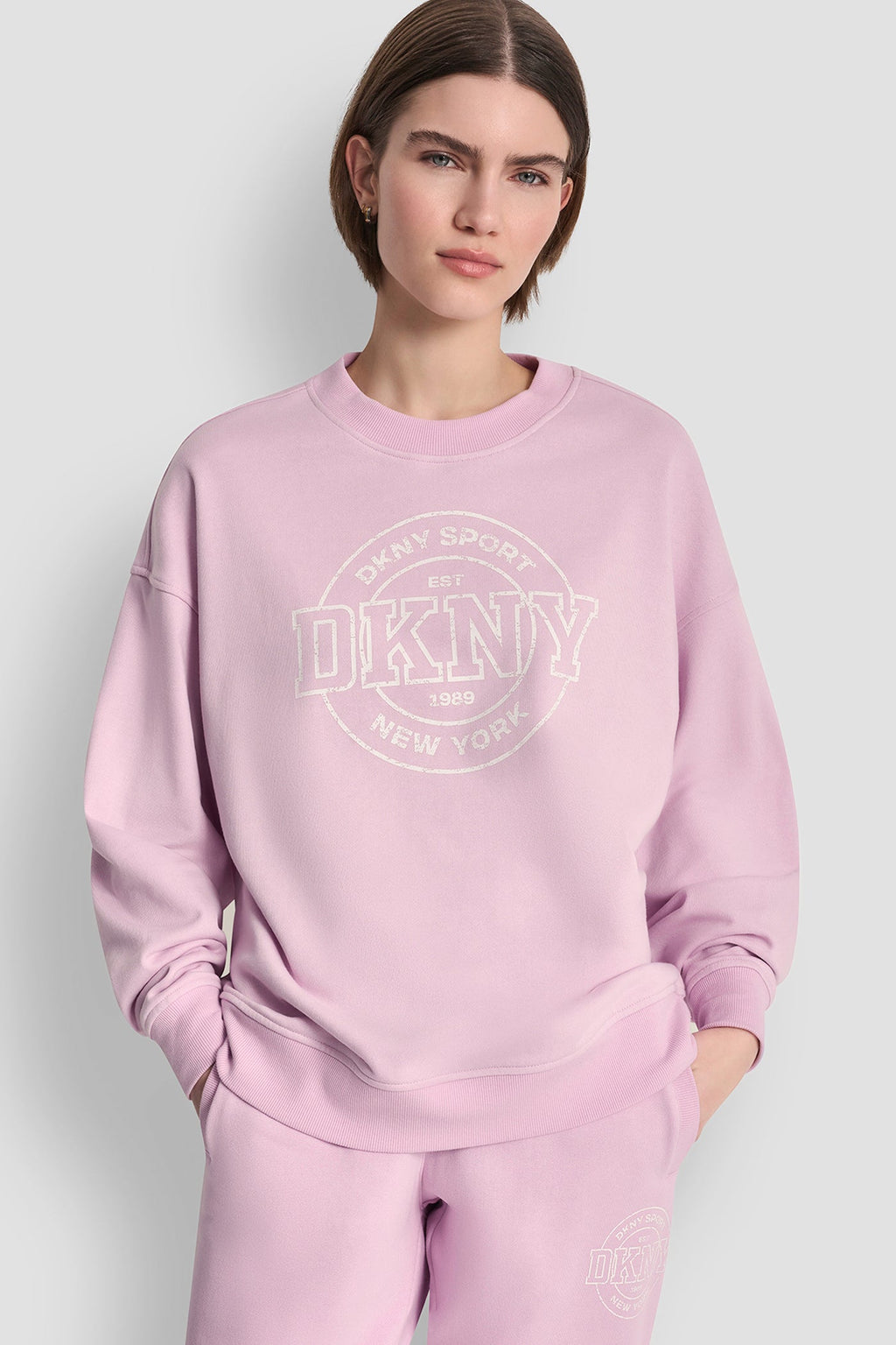 COLLEGIATE LOGO SWEATSHIRT