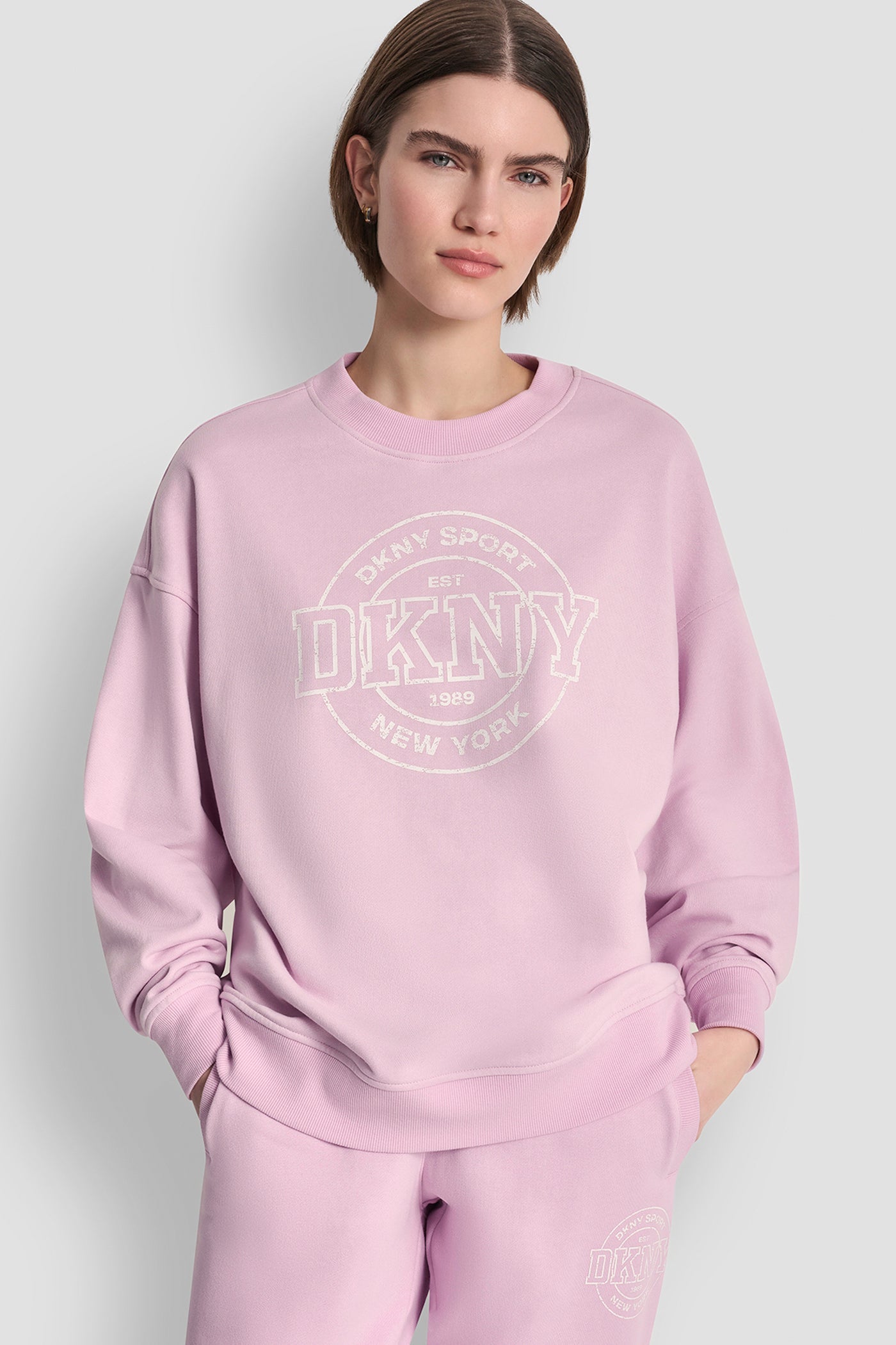 COLLEGIATE LOGO SWEATSHIRT