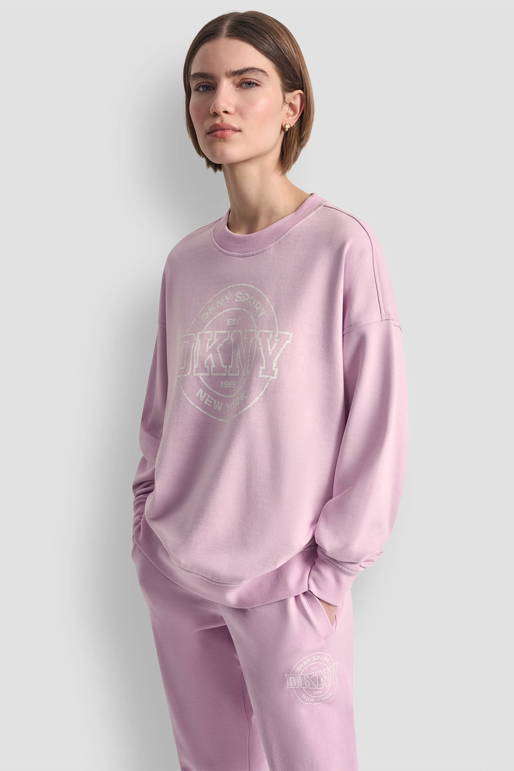 COLLEGIATE LOGO SWEATSHIRT