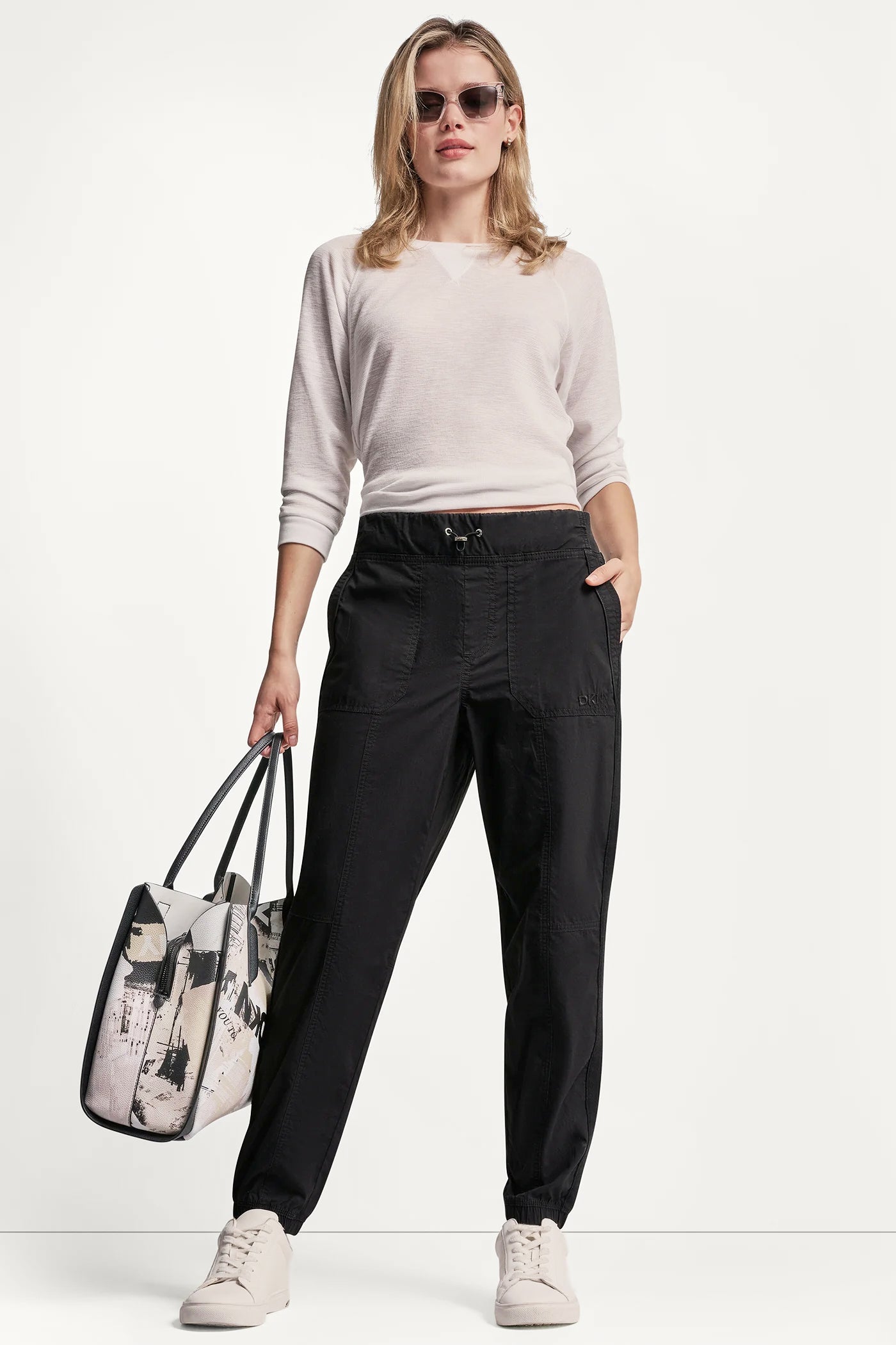 HIGH-RISE SLIM UTILITY JOGGER