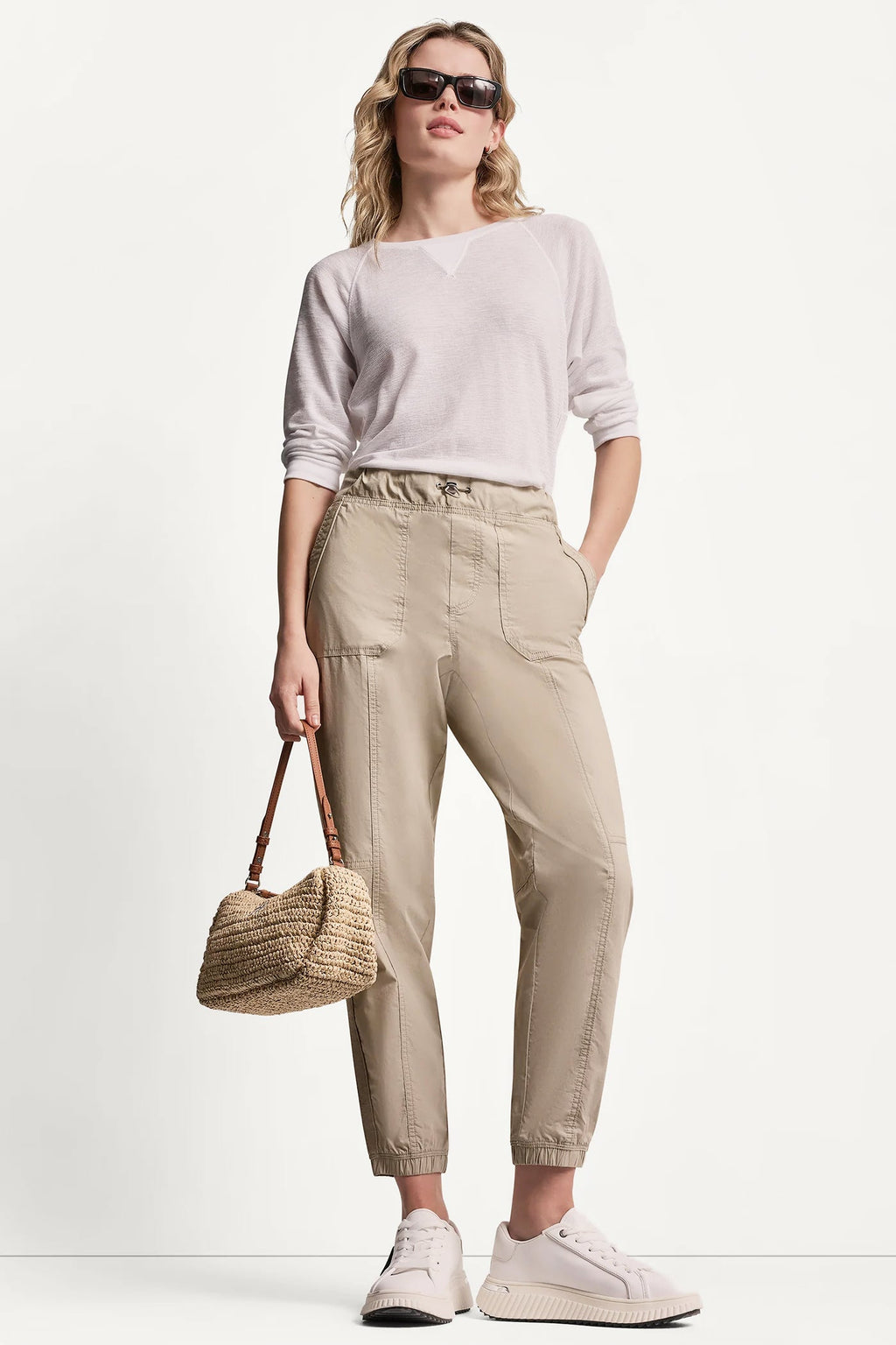 HIGH-RISE SLIM UTILITY JOGGER