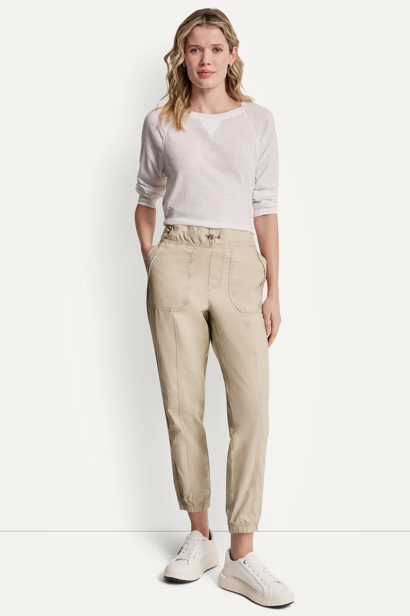 HIGH-RISE SLIM UTILITY JOGGER
