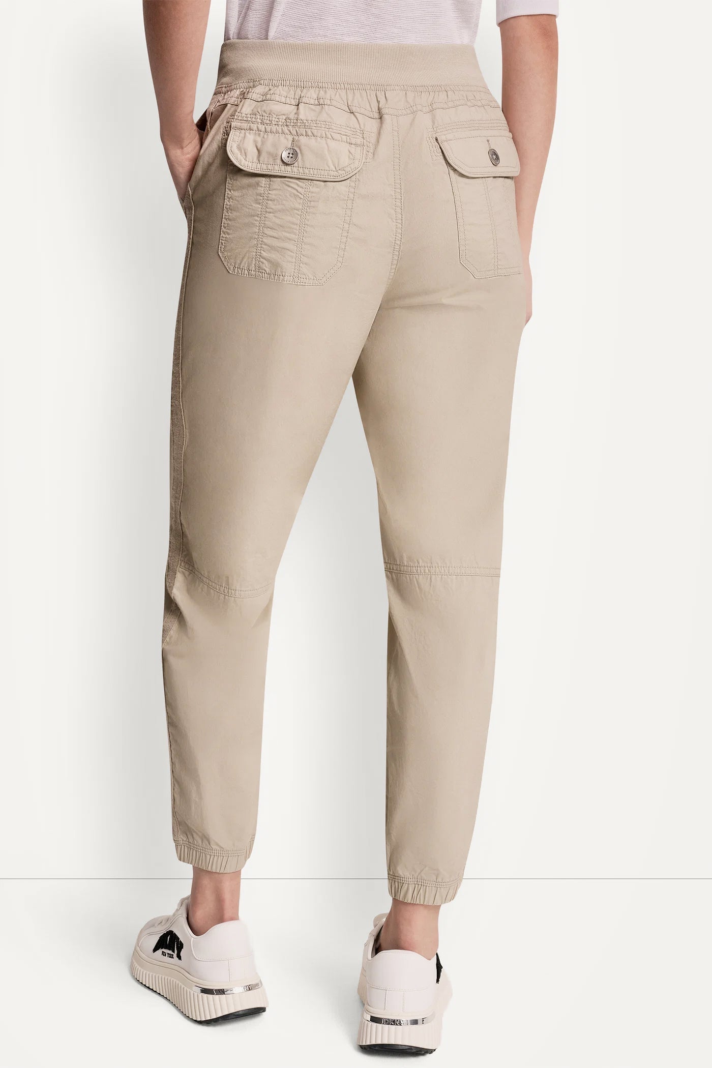 HIGH-RISE SLIM UTILITY JOGGER