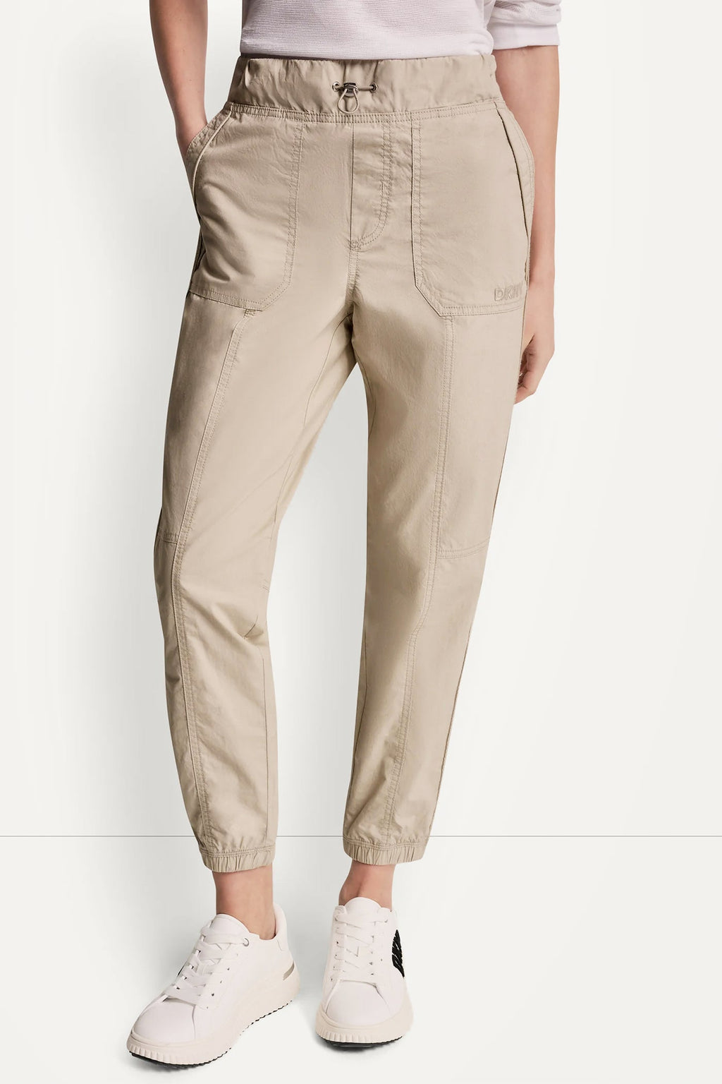 HIGH-RISE SLIM UTILITY JOGGER