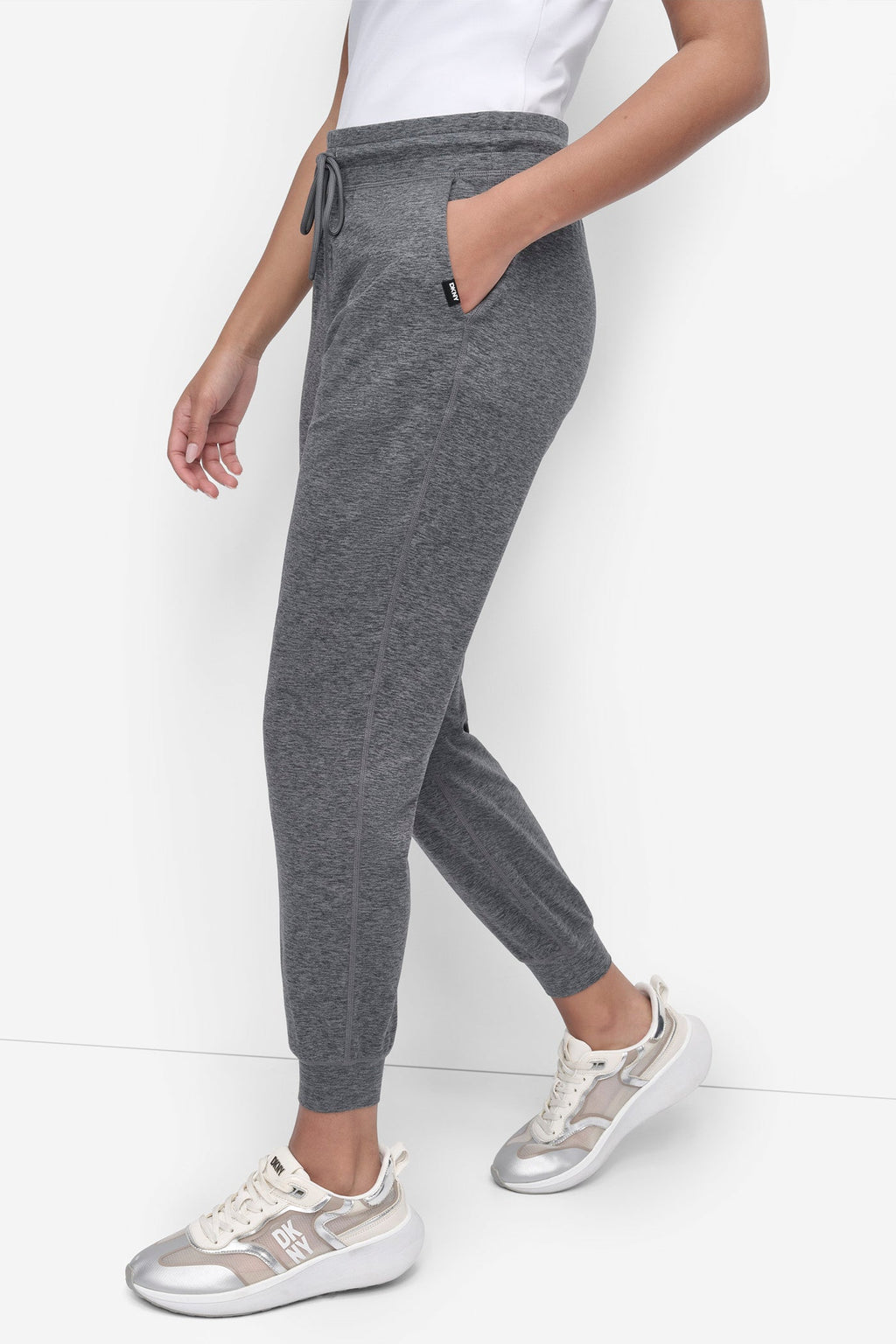 CROPPED HIGH-RISE SLIM JOGGER