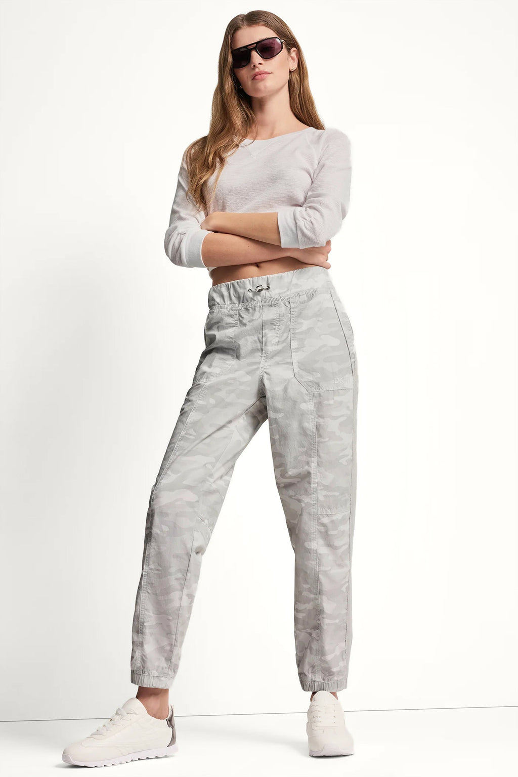 HIGH-RISE SLIM UTILITY JOGGER