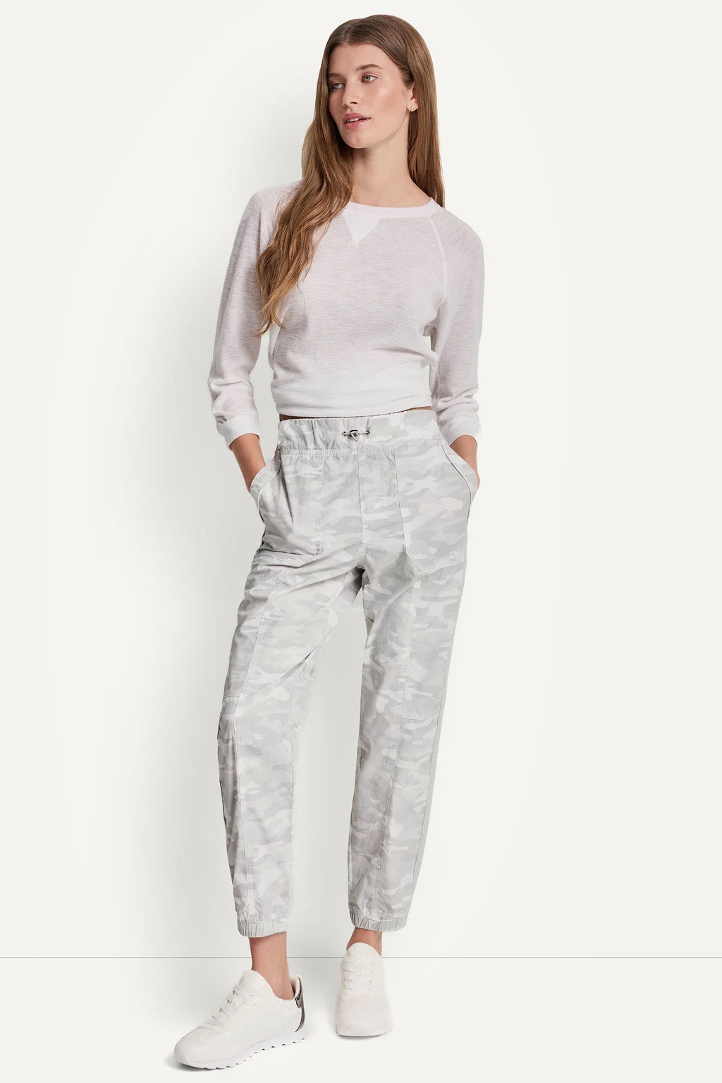 HIGH-RISE SLIM UTILITY JOGGER