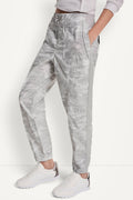 HIGH-RISE SLIM UTILITY JOGGER