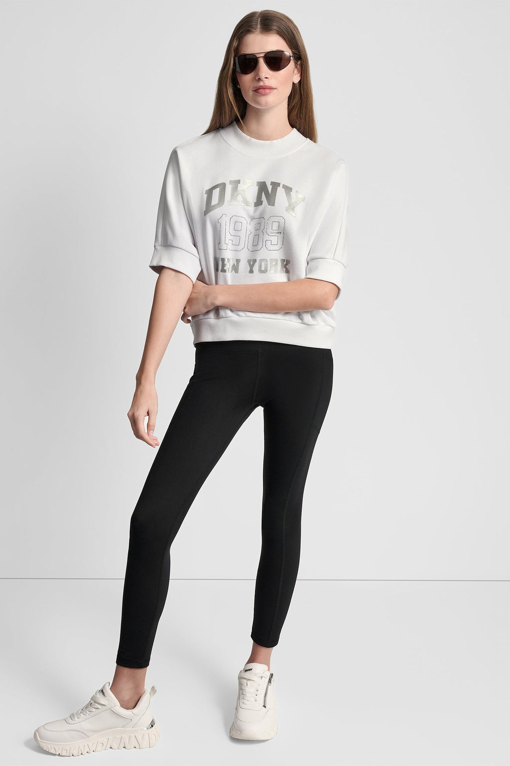 SHORT SLEEVE LOGO HIGH-LOW TEE
