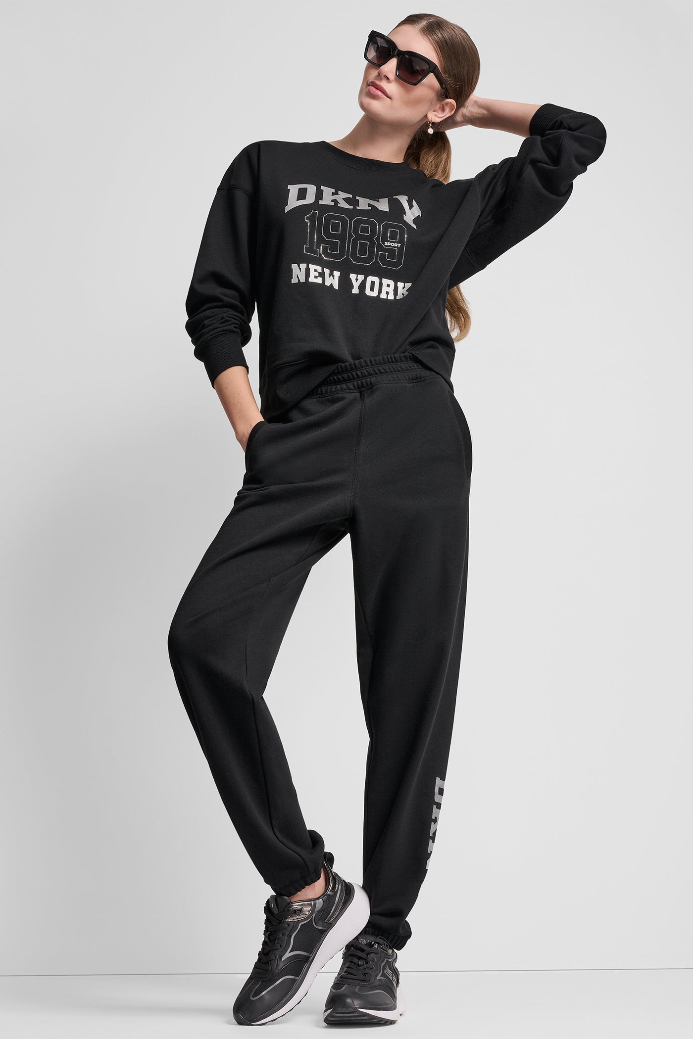 DKNY 1989 RHINESTUD LOGO JOGGER