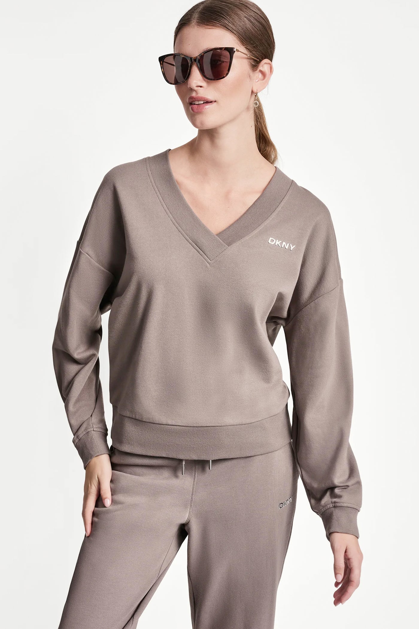 METALLIC BUBBLE LOGO V-NECK PULLOVER