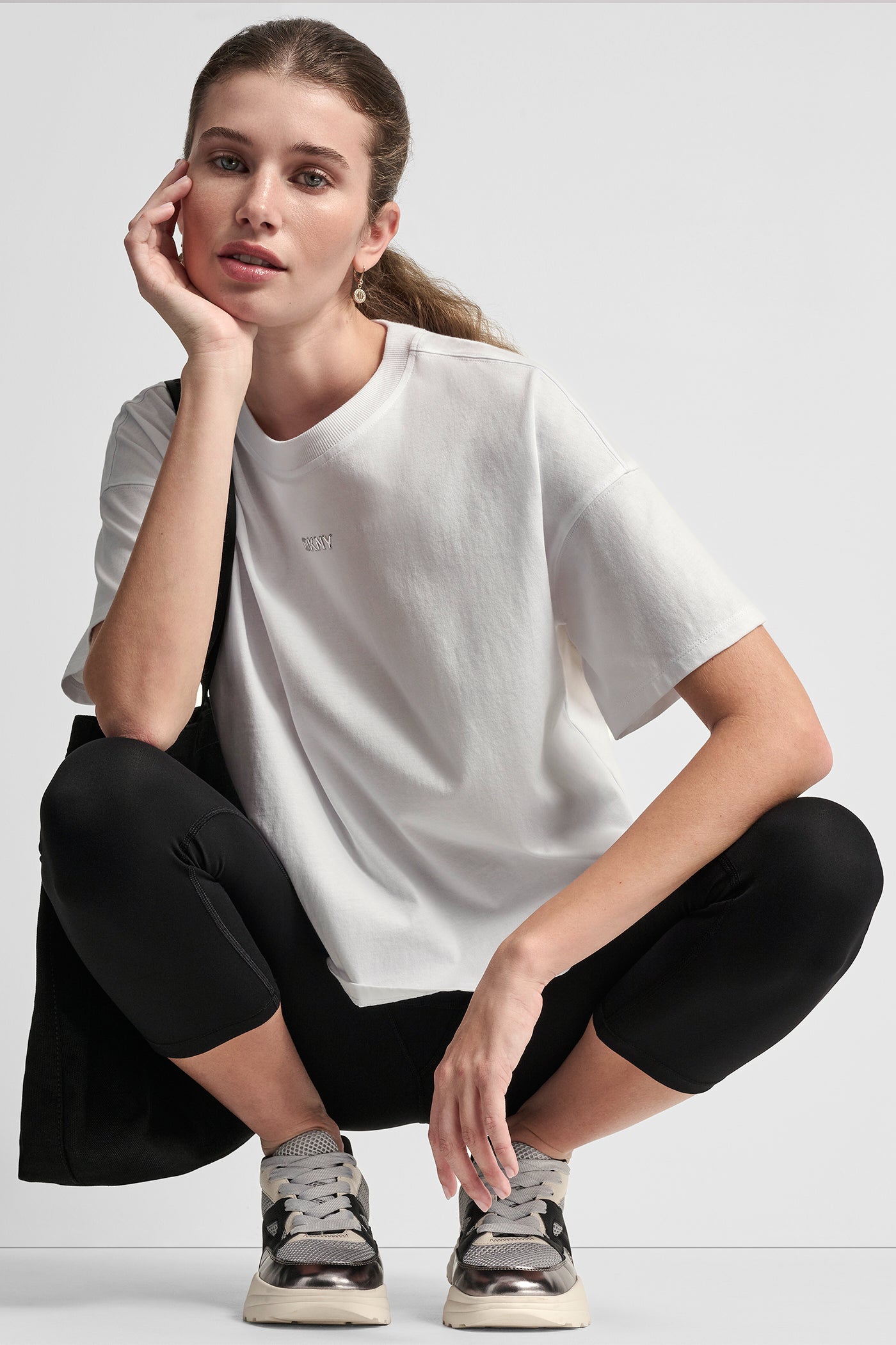 METALLIC LOGO TEE