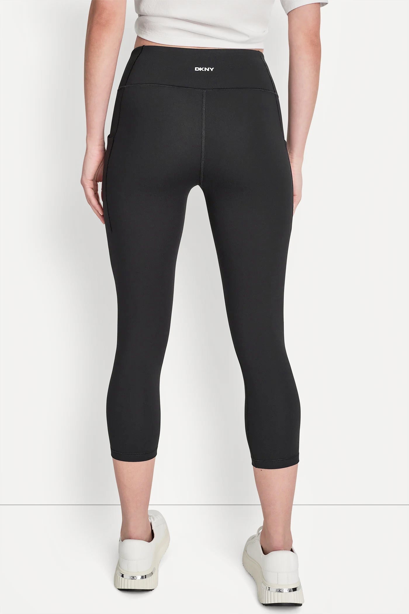 BALANCE COMPRESSION HIGH-WAIST CROPPED LEGGING