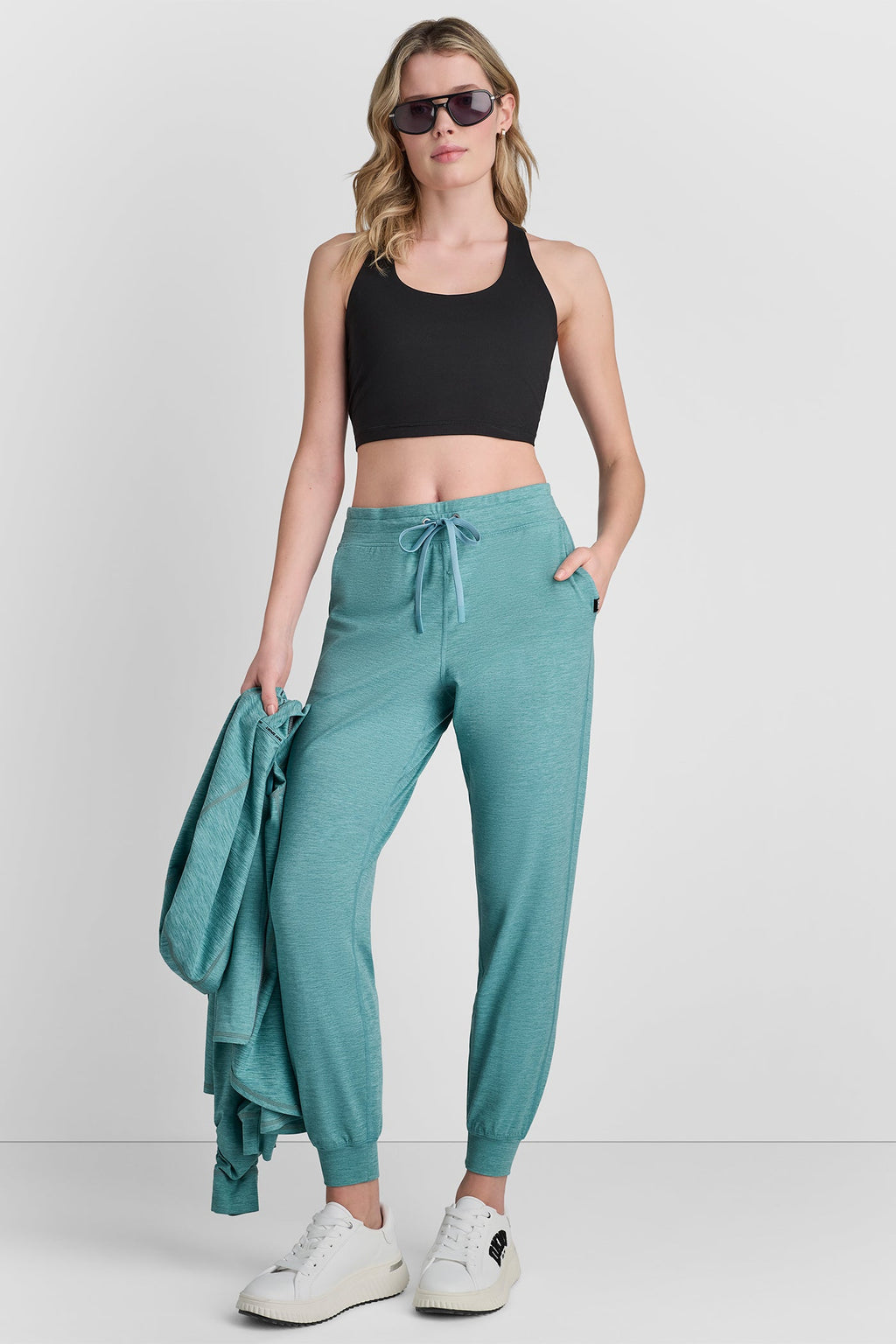 CROPPED HIGH-RISE SLIM JOGGER