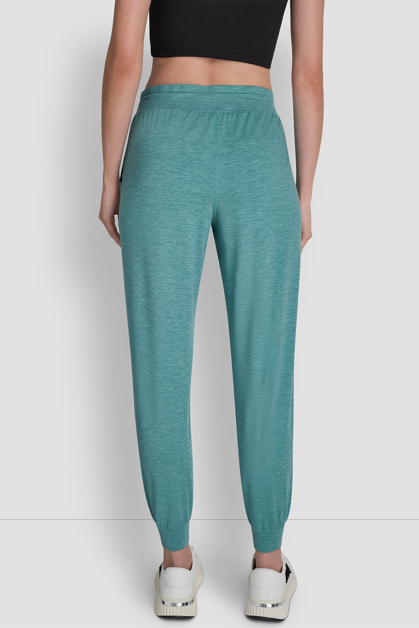CROPPED HIGH-RISE SLIM JOGGER