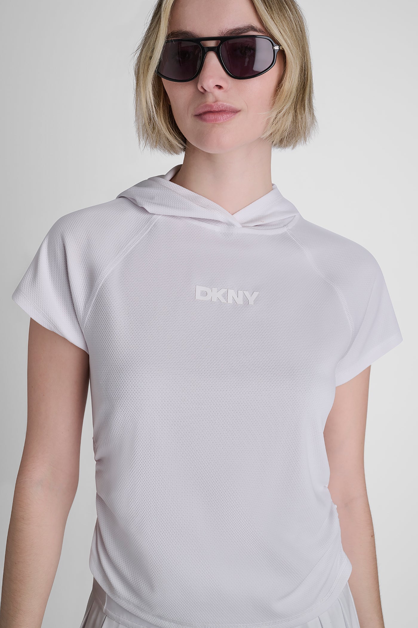 MESH HOODED LOGO TEE