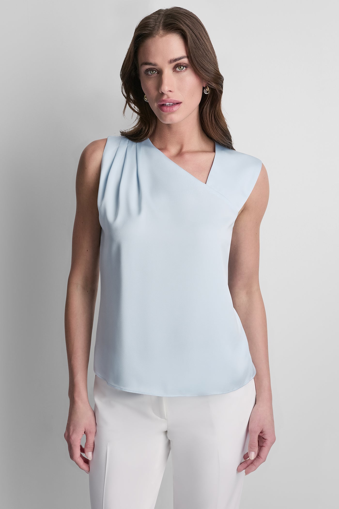 ASYMETRICAL SLEEVELESS BLOUSE
