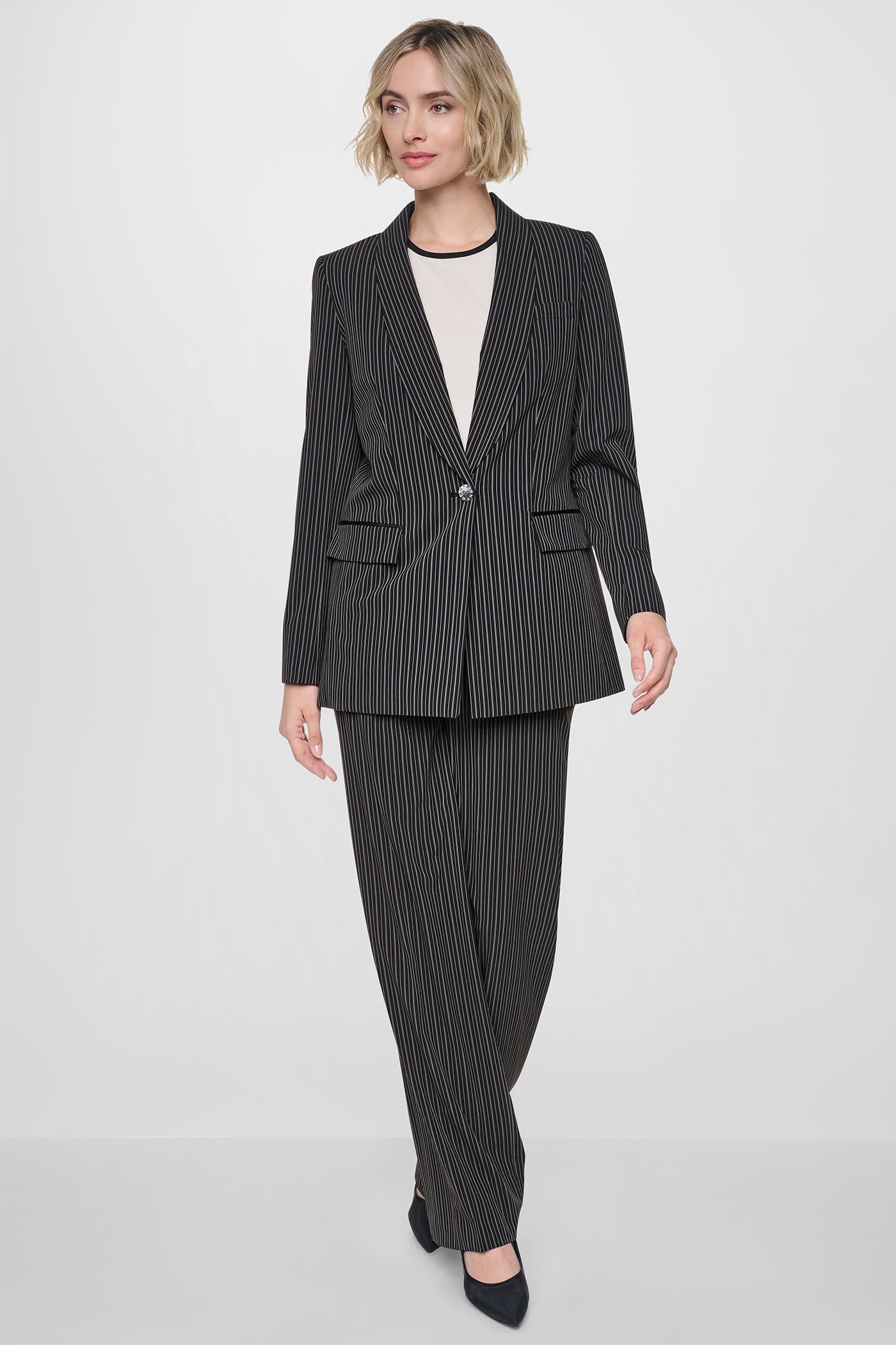 PINSTRIPE COMMUTER BLAZER