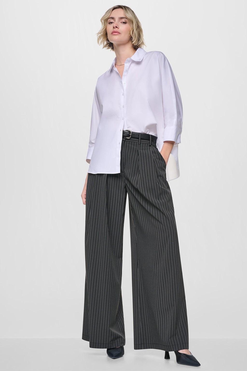 PINSTRIPE PLEATED COMMUTER TROUSER